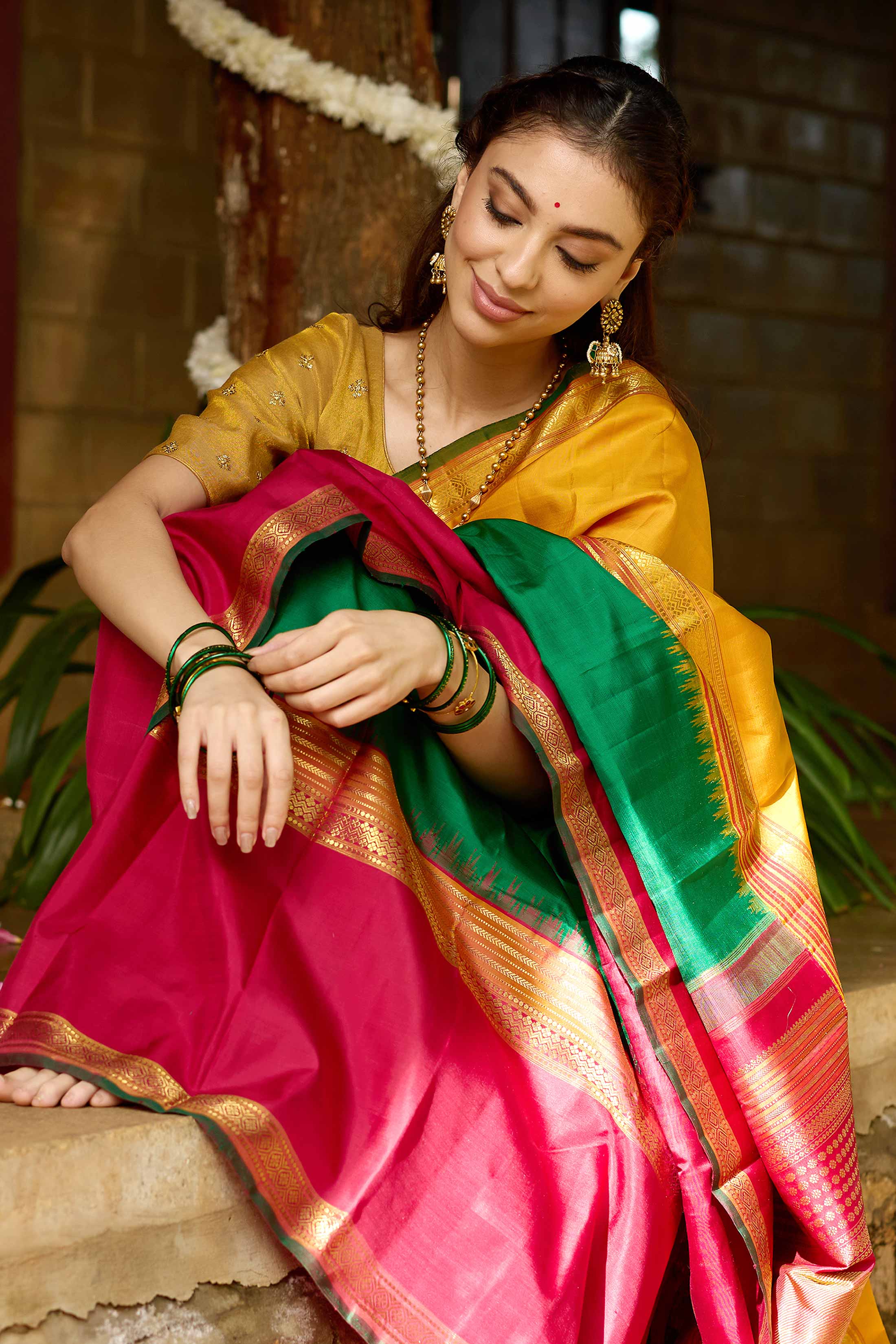 Kanchipuram Silk Plain Green Saree With Ganga Jamuna Border