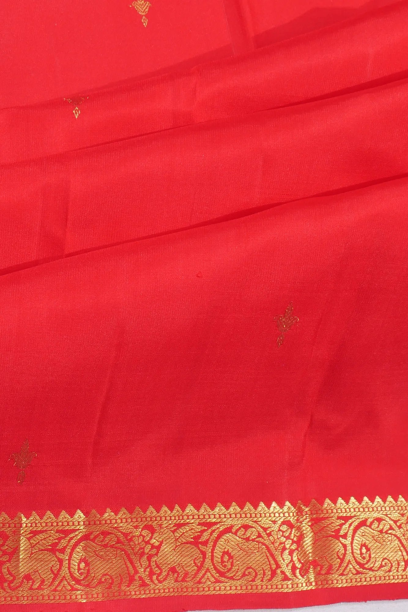 Classic Kanchipuram Silk Butta Red Saree
