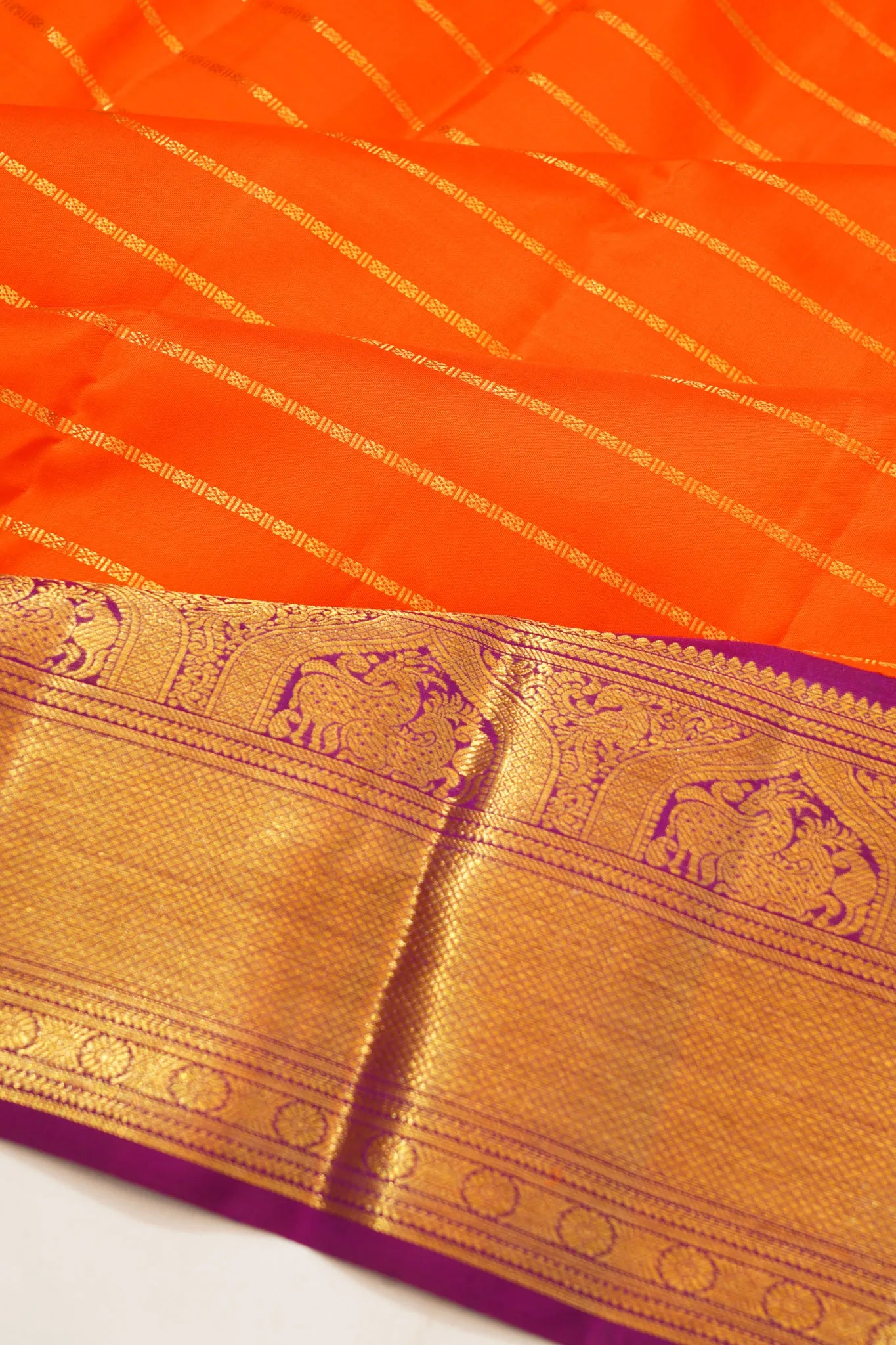 kanchipuram-silk-horizontal-lines-orange-saree-1215802870