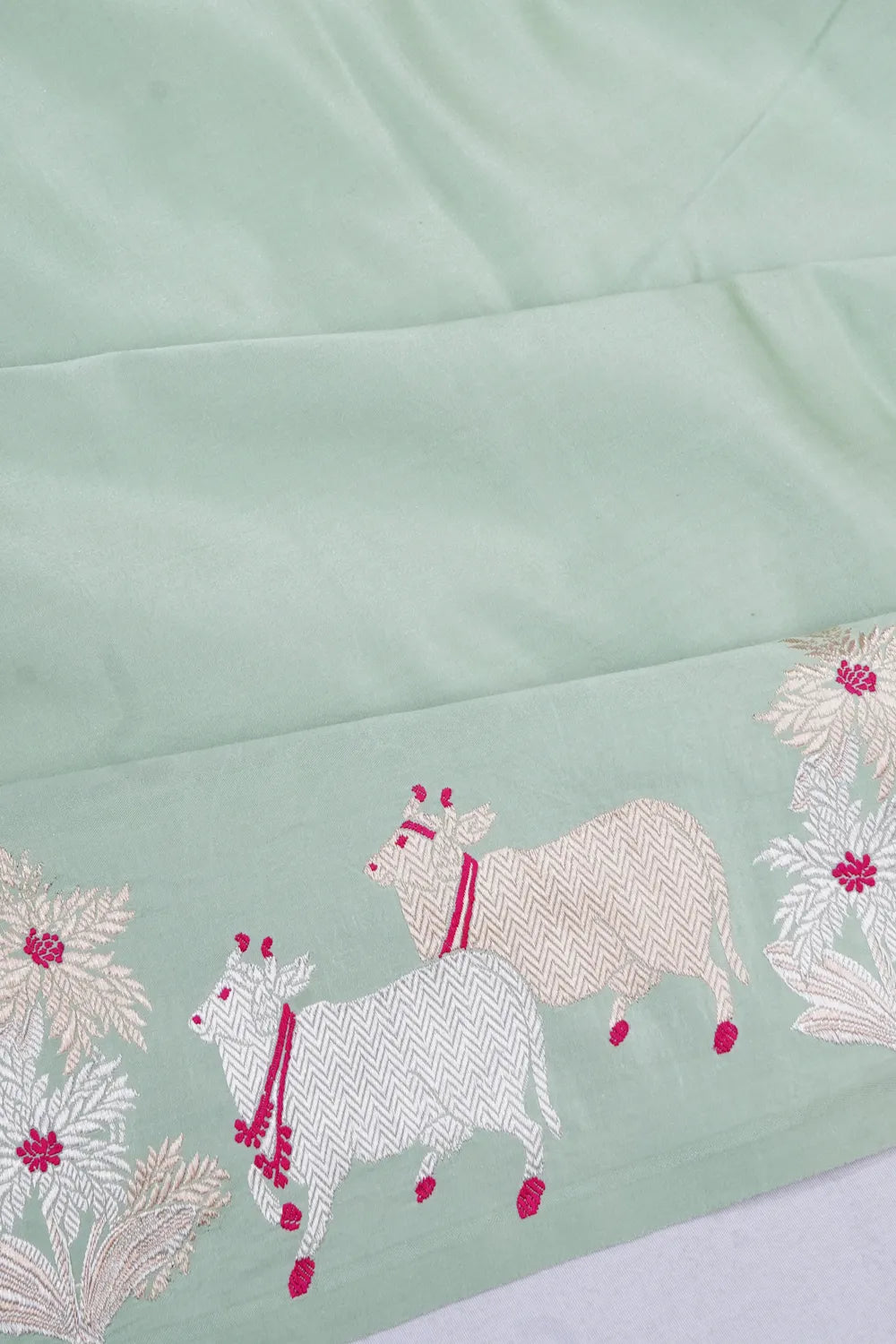 Banarasi Silk Plain Pista Green Saree With Pichwai Border