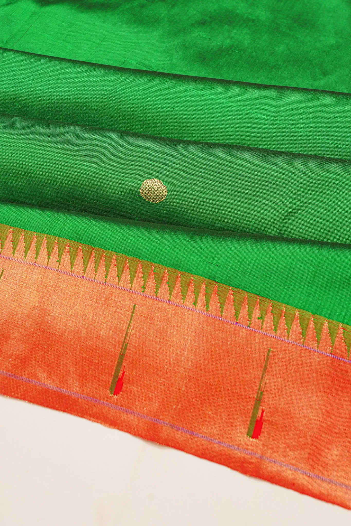 paithani-silk-butta-dark-green-saree-with-single-muniya-border-1215811138
