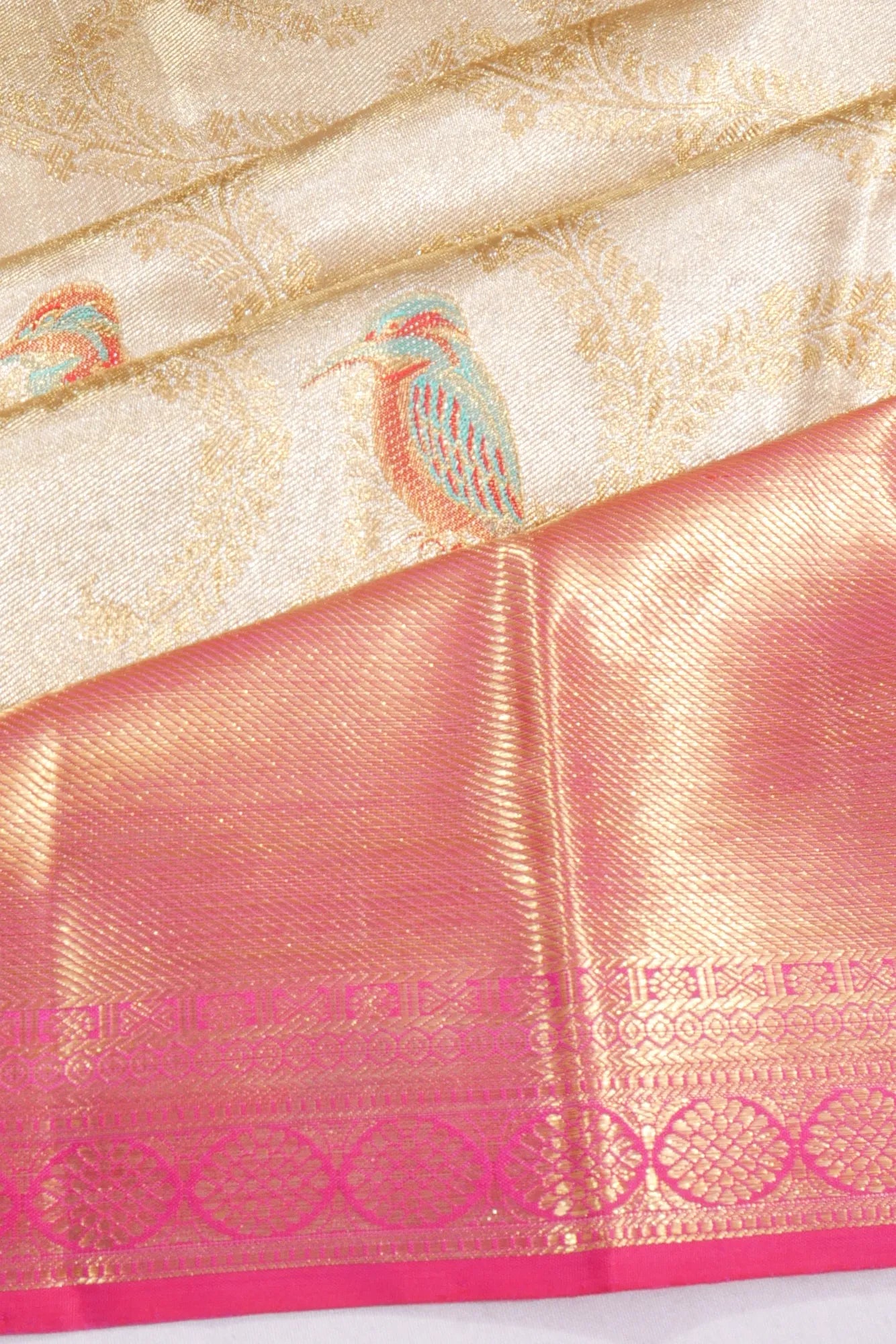 Kanchipuram Silk Tissue Meenakari Jaal Gold Saree