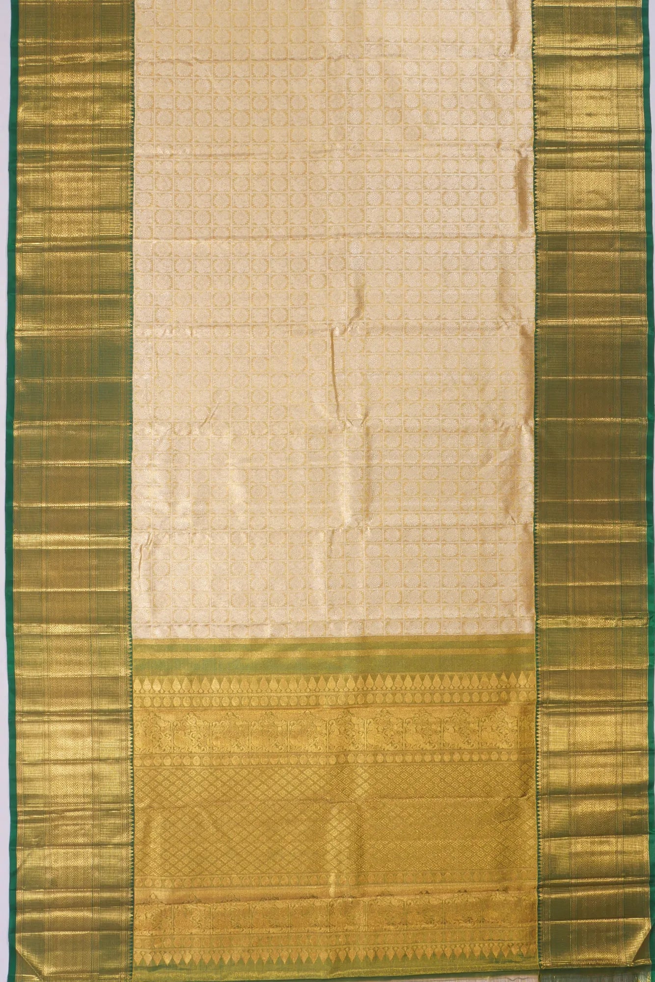 Kankatala Kanchipuram Silk Checks And Butta Gold Saree g2