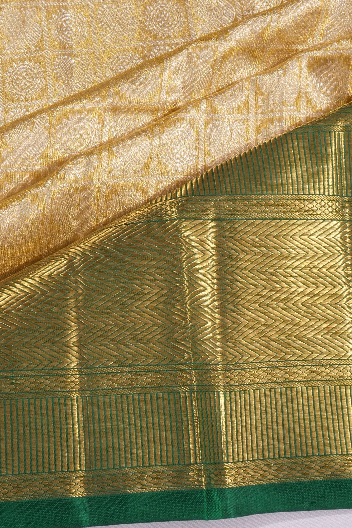 Kanchipuram Silk Checks And Butta Gold Saree