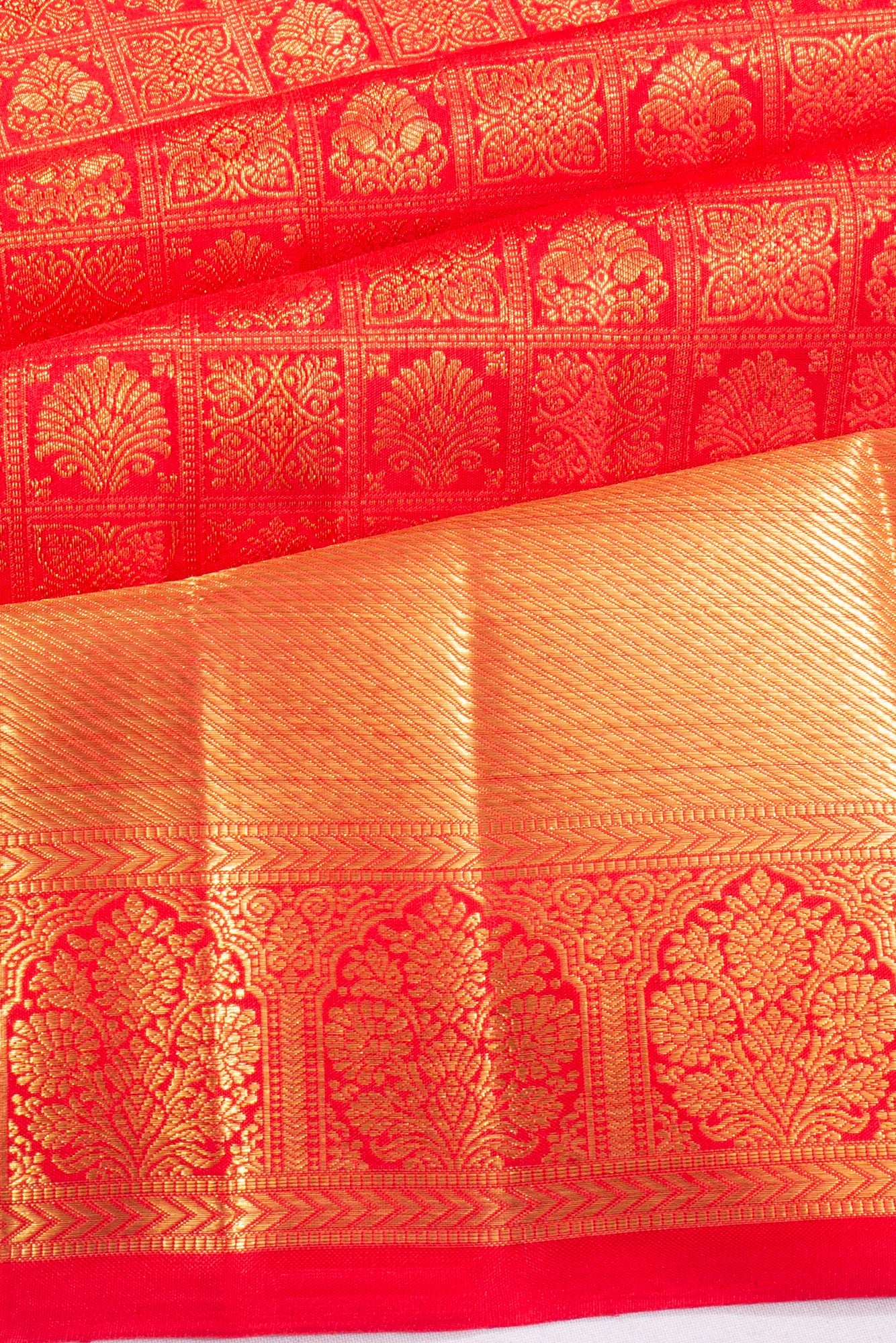Kanchipuram Silk Checks And Butta Red Saree