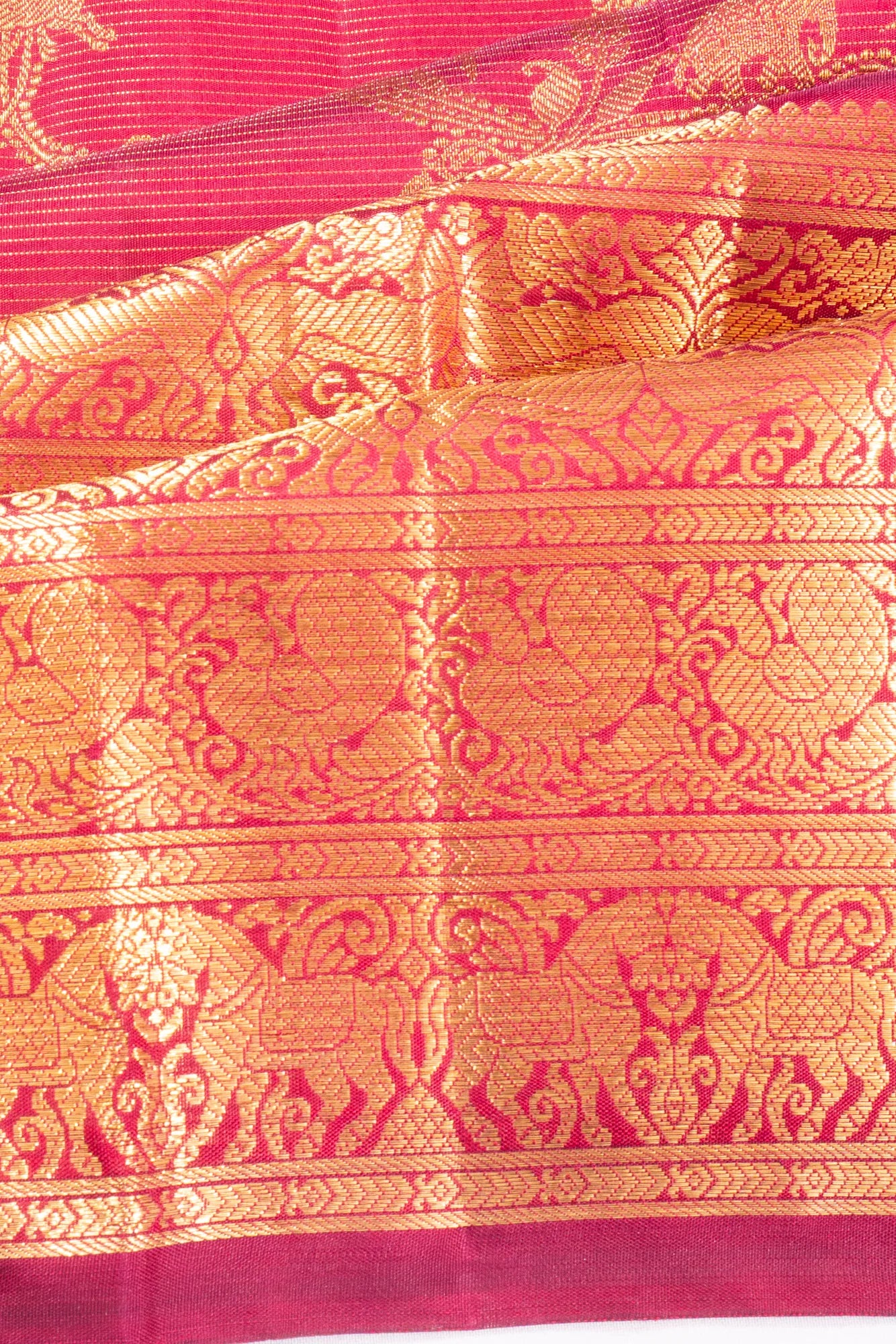 Kanchipuram Silk Oosi Lines And Jaal Maroon Saree