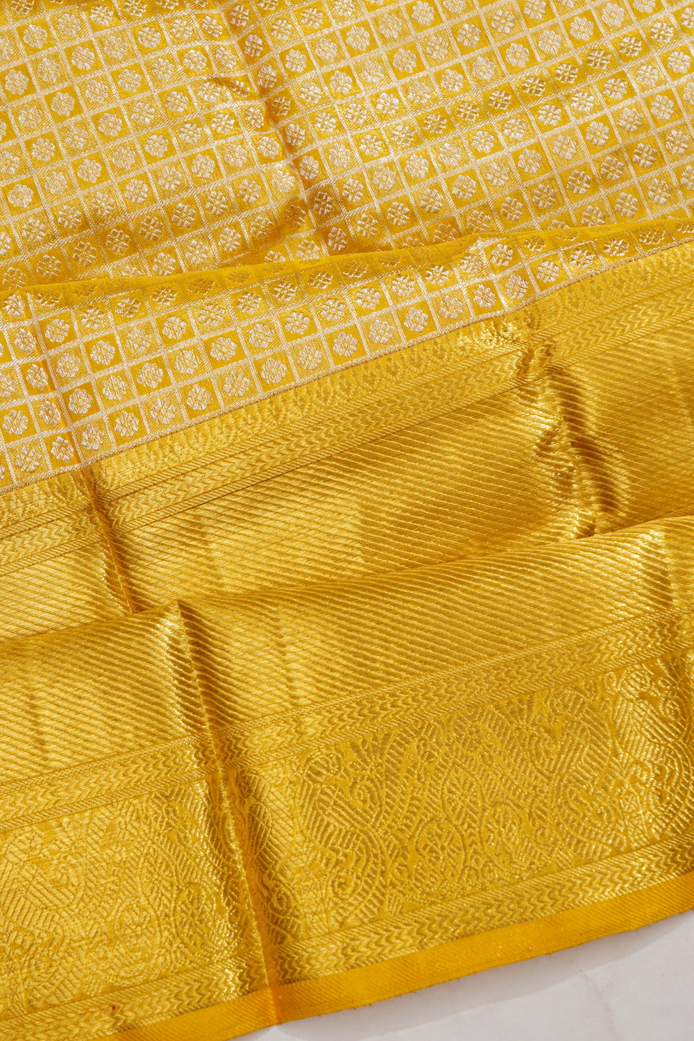 Kanchipuram Silk Tissue Checks And Butta Gold Saree