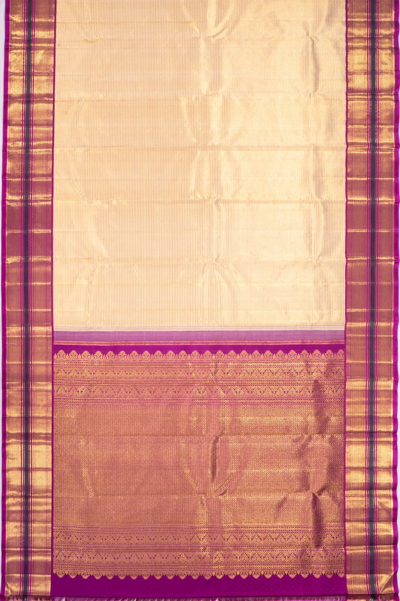 Kankatala Kanchipuram Silk Tissue Oosi Lines Gold Saree g2