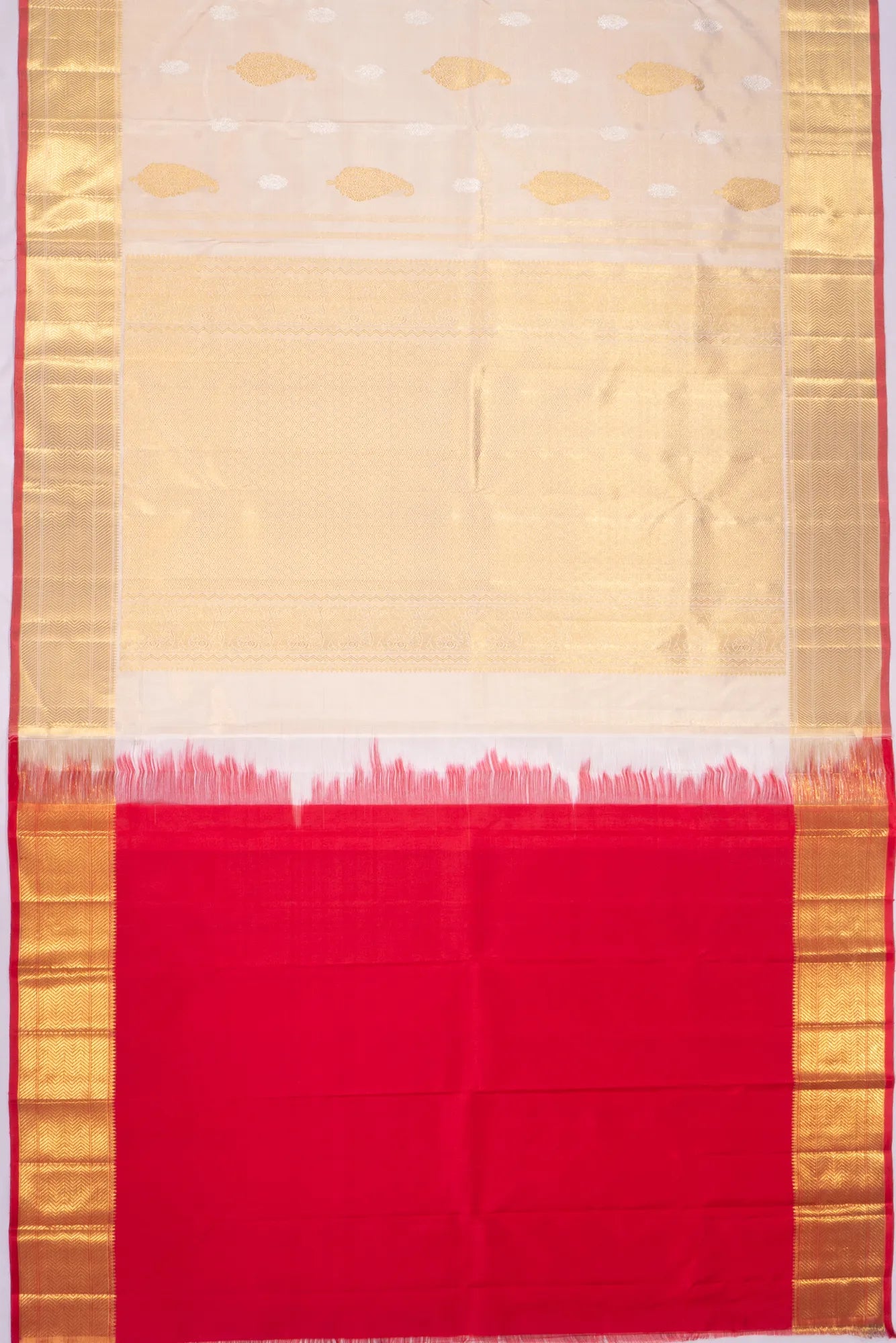 Kankatala Kanchipuram Silk Tissue Butta Gold Saree g2