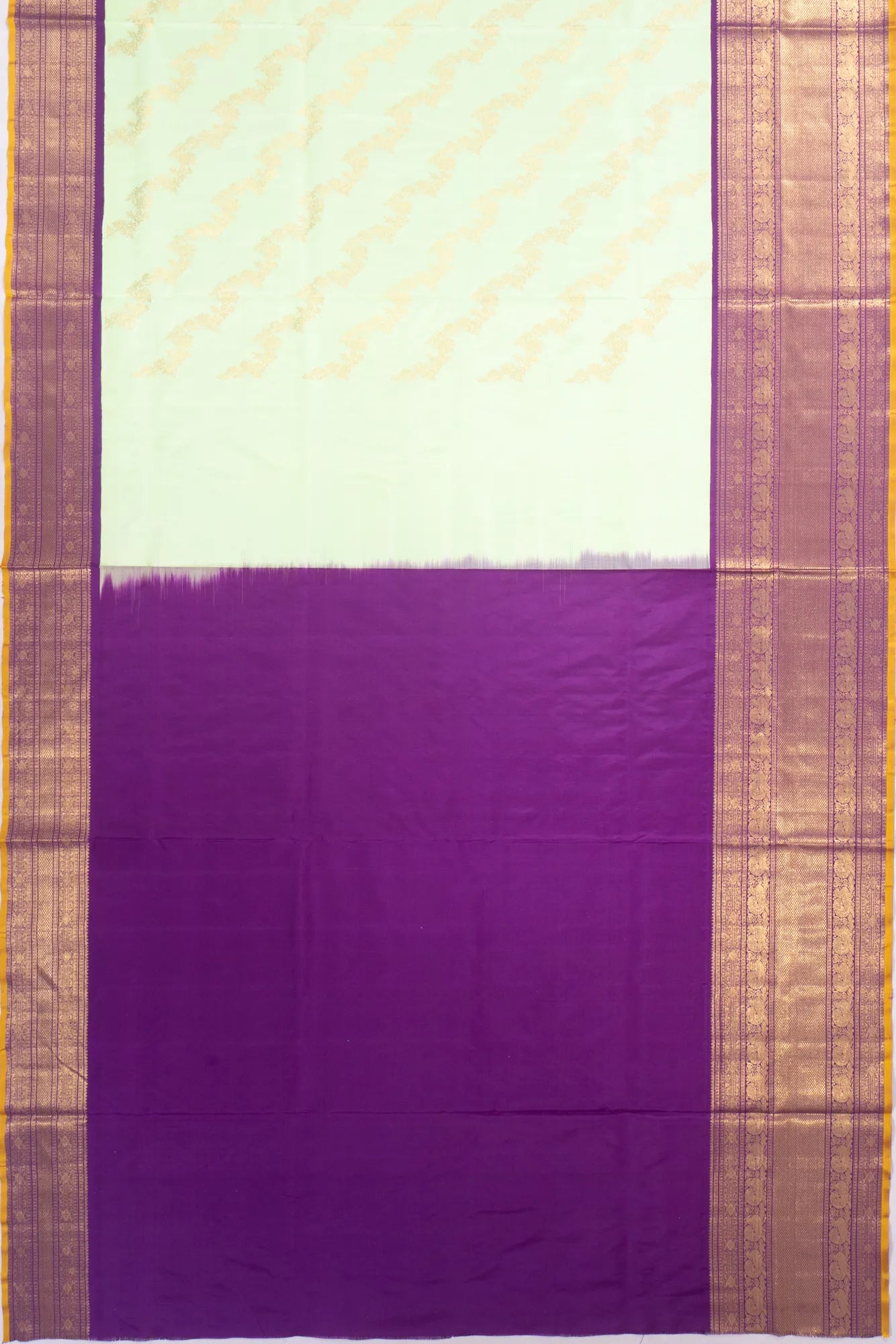 Kankatala Kanchipuram Silk Jaal Pastel Green Saree g2