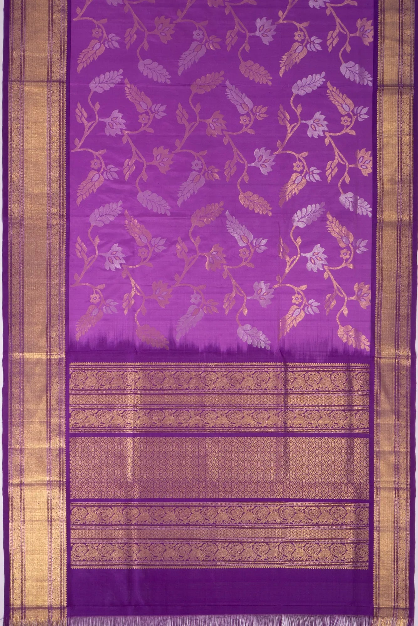Kankatala Kanchipuram X Uppada Silk All Over Jamdani Violet Saree g2