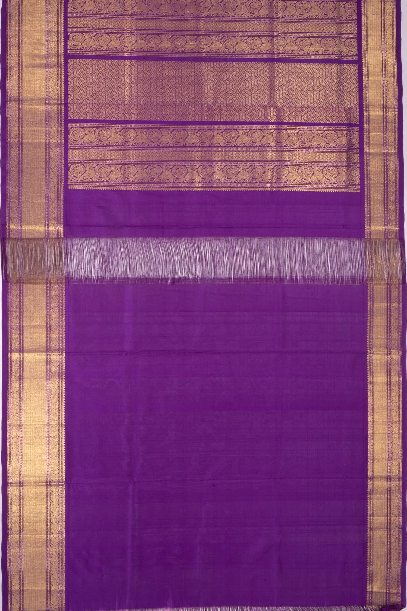 Kankatala Kanchipuram X Uppada Silk All Over Jamdani Violet Saree g2