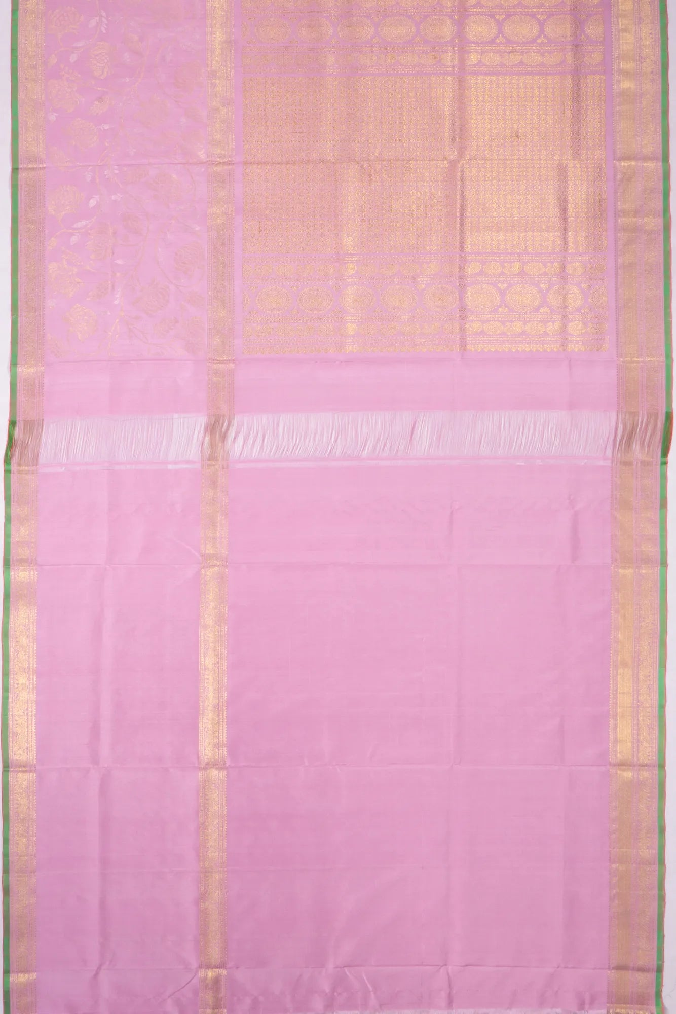 Kankatala Uppada Silk Butta Lavender Saree With Jamdani Border And Pallu g2