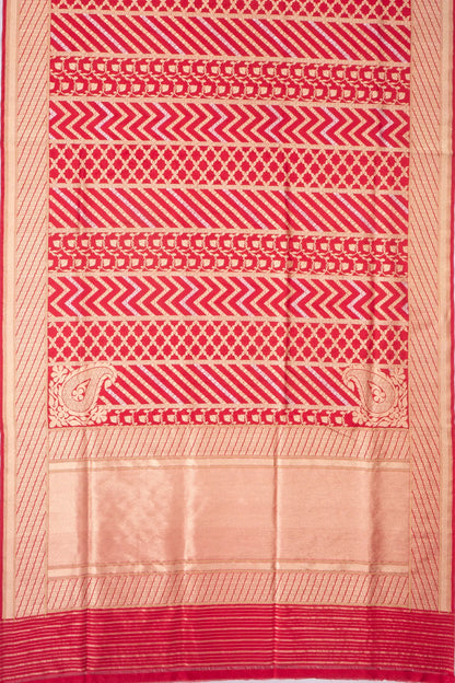 Kankatala Banarasi Silk Kadwa Jaal Red Saree g2