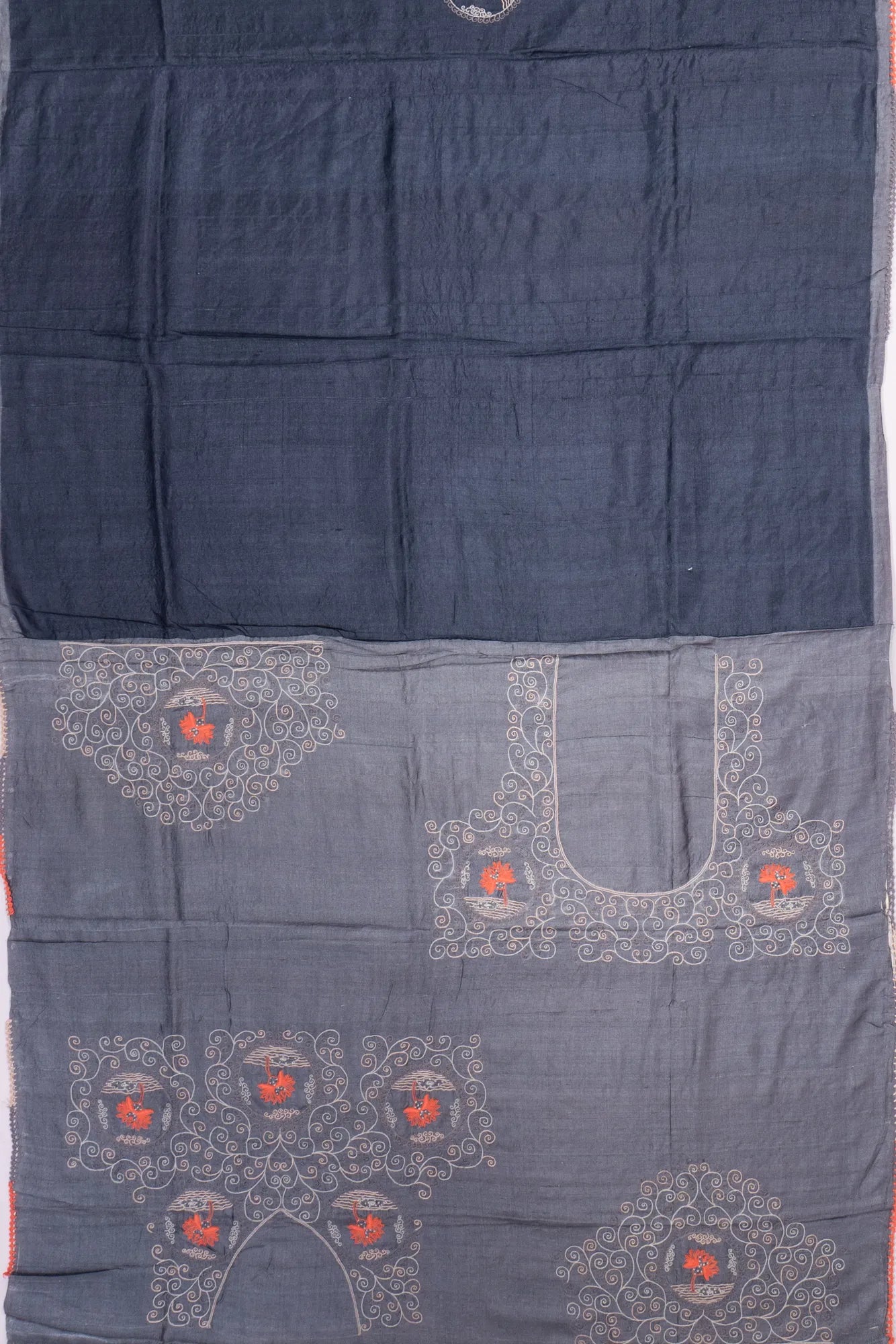 Kankatala Tussar Half-n-Half Black And Grey Saree g2