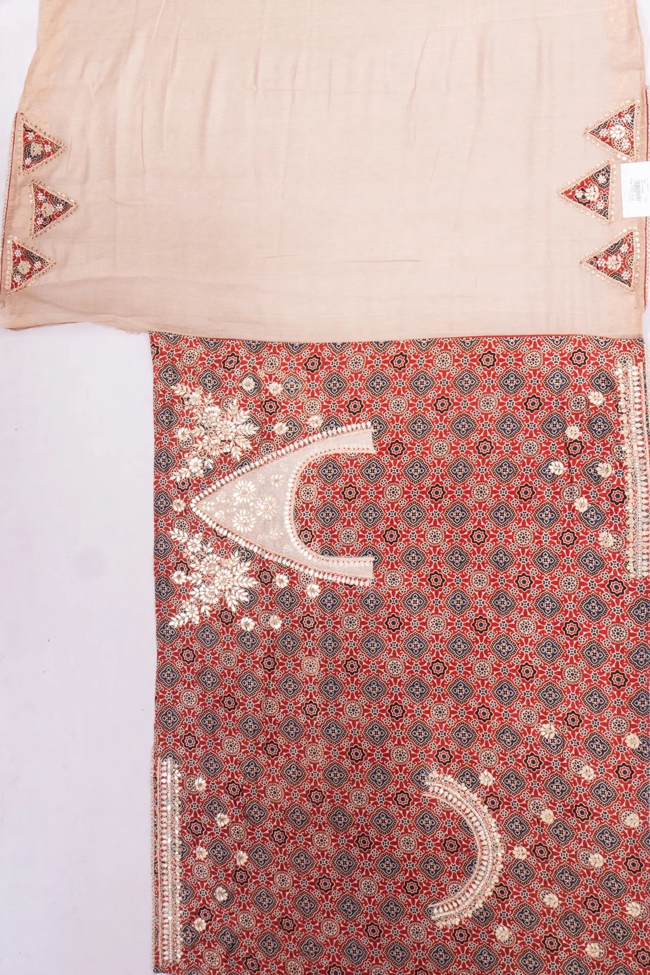 Kankatala Tussar Plain Beige Saree With Attached Batik Printed Border g2