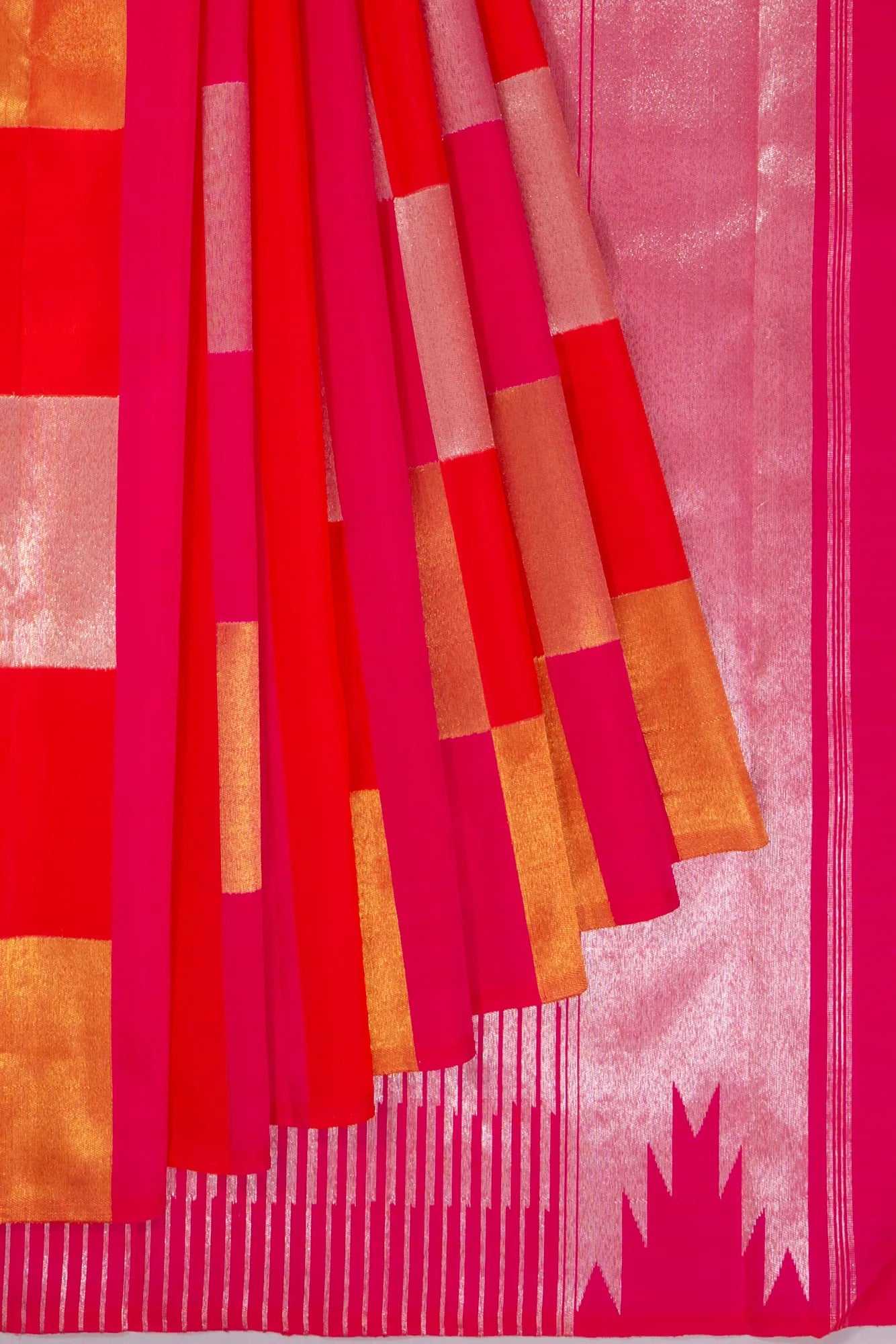 kanchipuram-silk-checks-rani-pink-saree-1215825617
