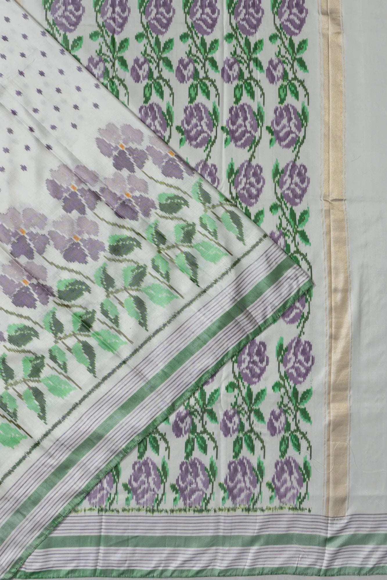 Pochampally Silk Ikat Butta White Saree