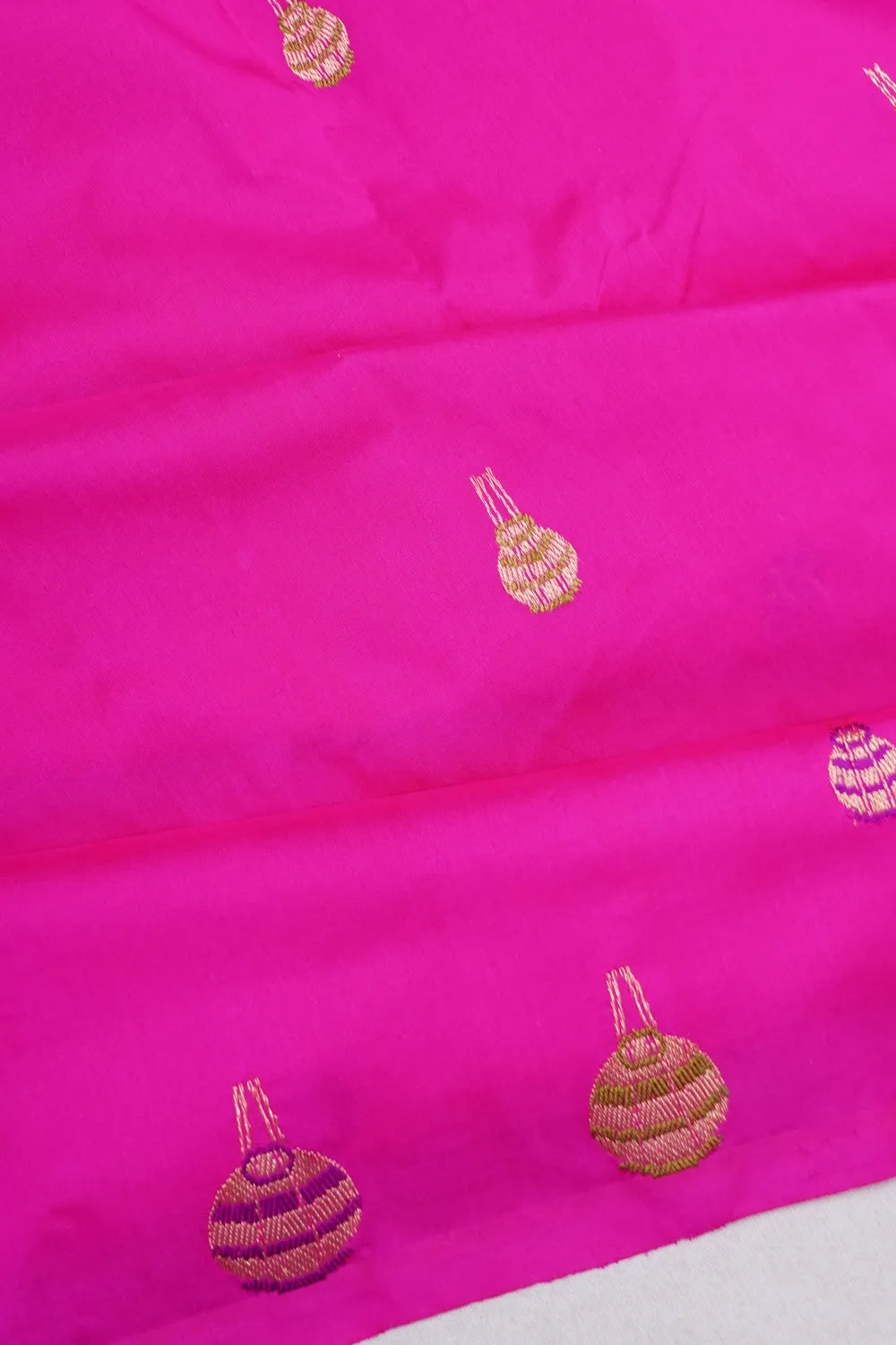 Banarasi Silk Kadwa Butta Rani Pink Saree