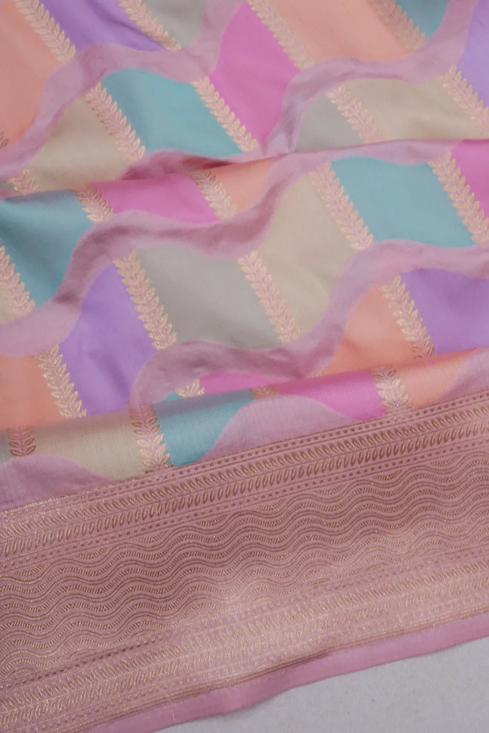 Banarasi Silk Brocade Rangkat Lavender Saree