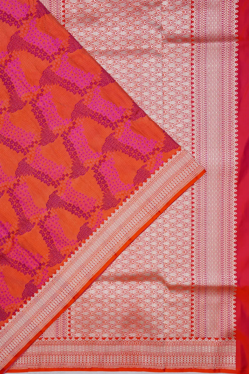 Banarasi Silk Tanchoi Brocade Dual Tone Pink And Orange Saree