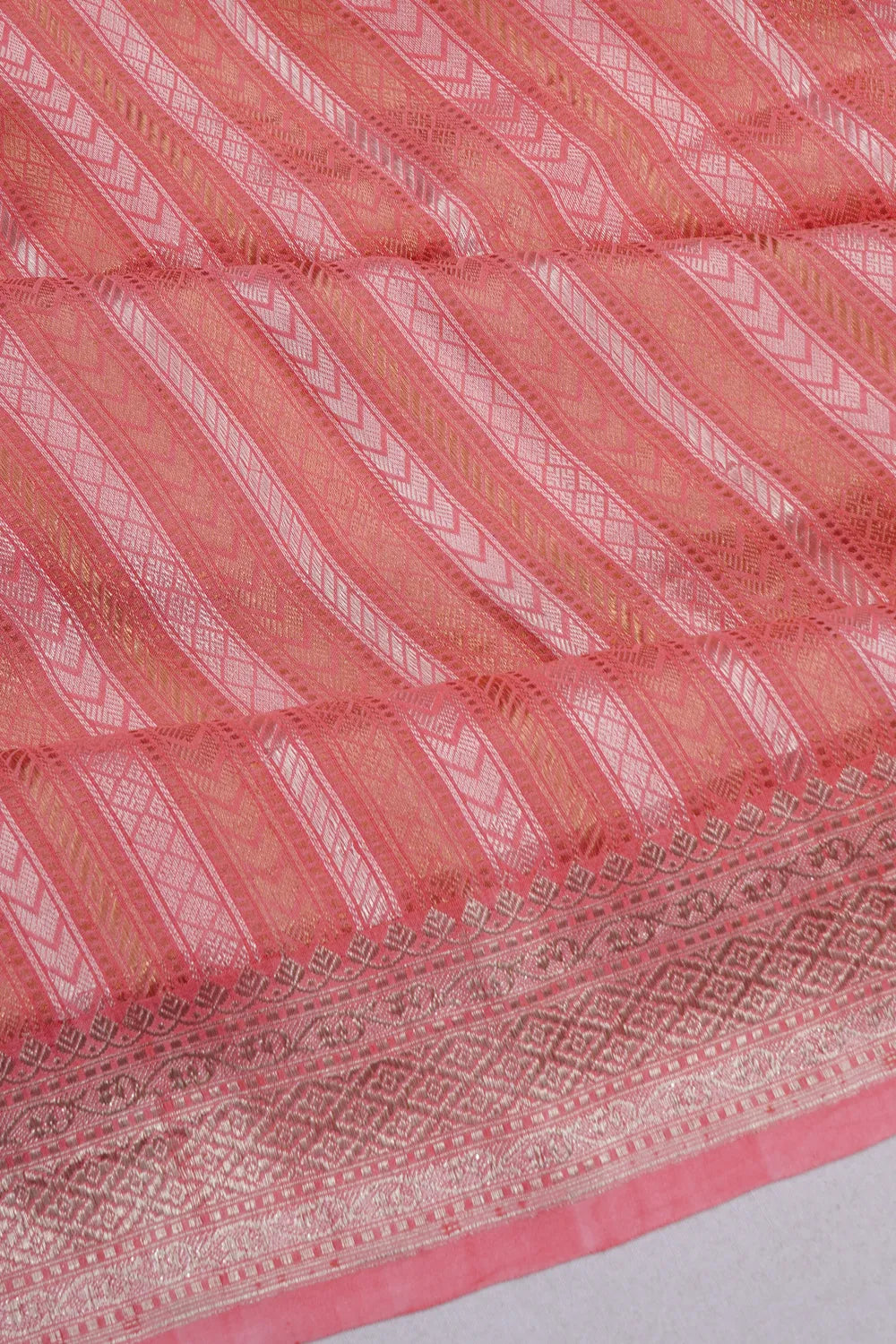 Banarasi Georgette Vertical Lines Pink Saree