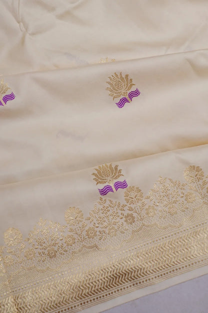 Banarasi Silk Kadwa Butta Off White Saree