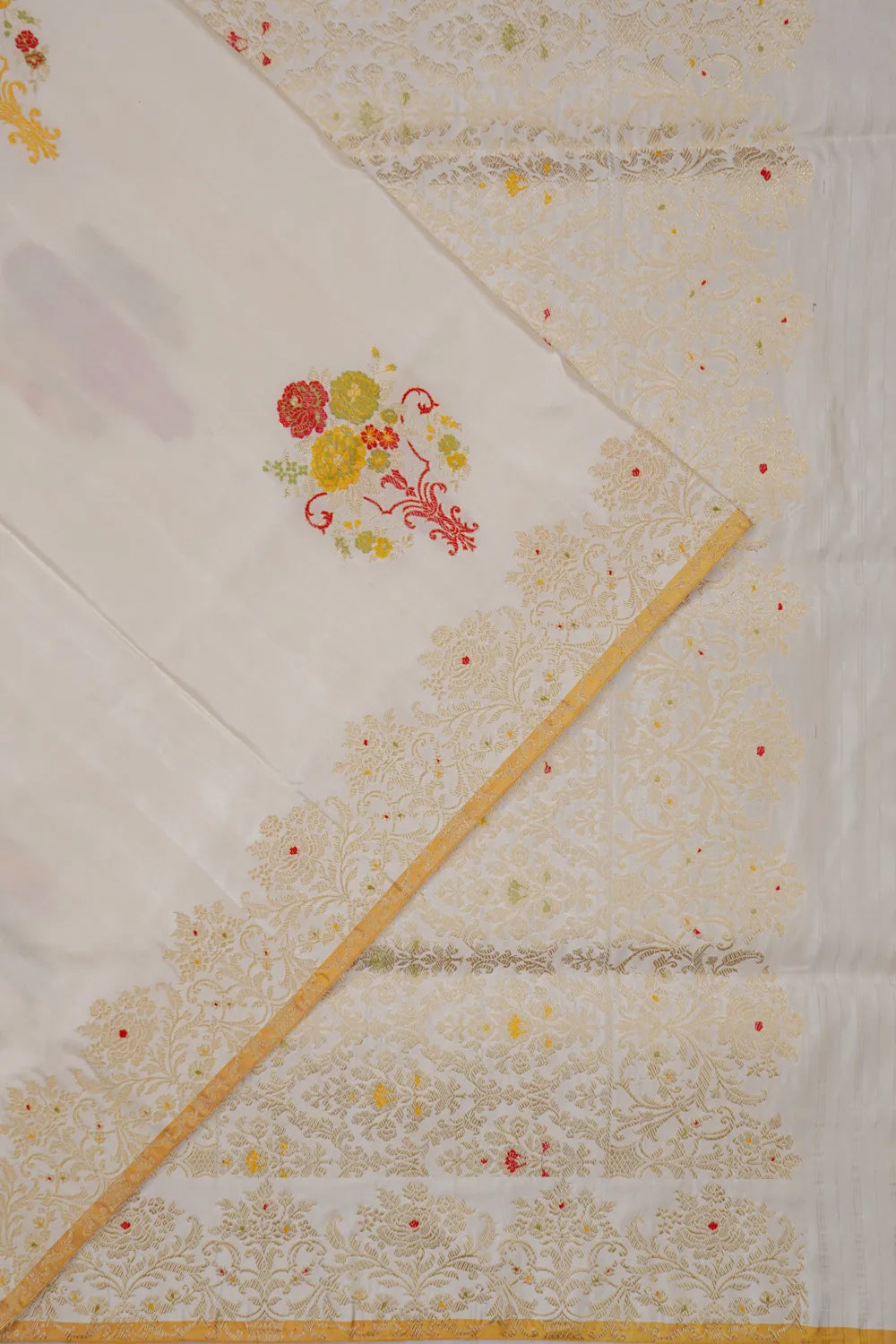 Banarasi Satin Meenakari Kadwa Jaal White Saree