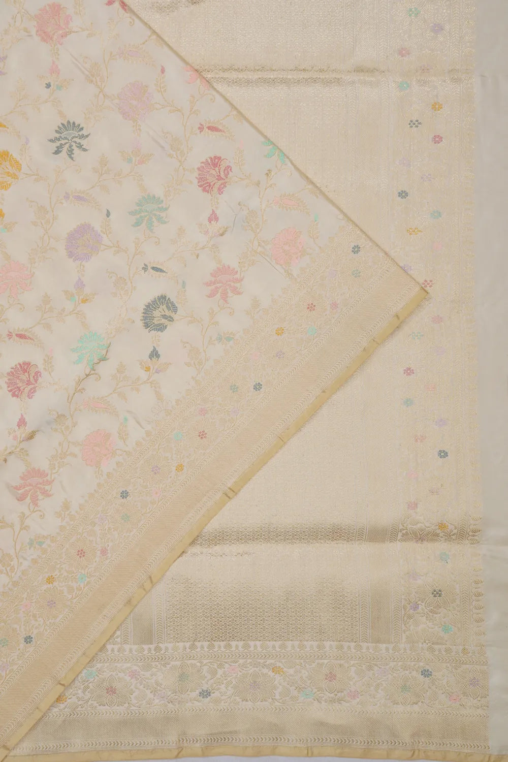 Banarasi Silk Meenakari Kadwa Jaal Cream Saree