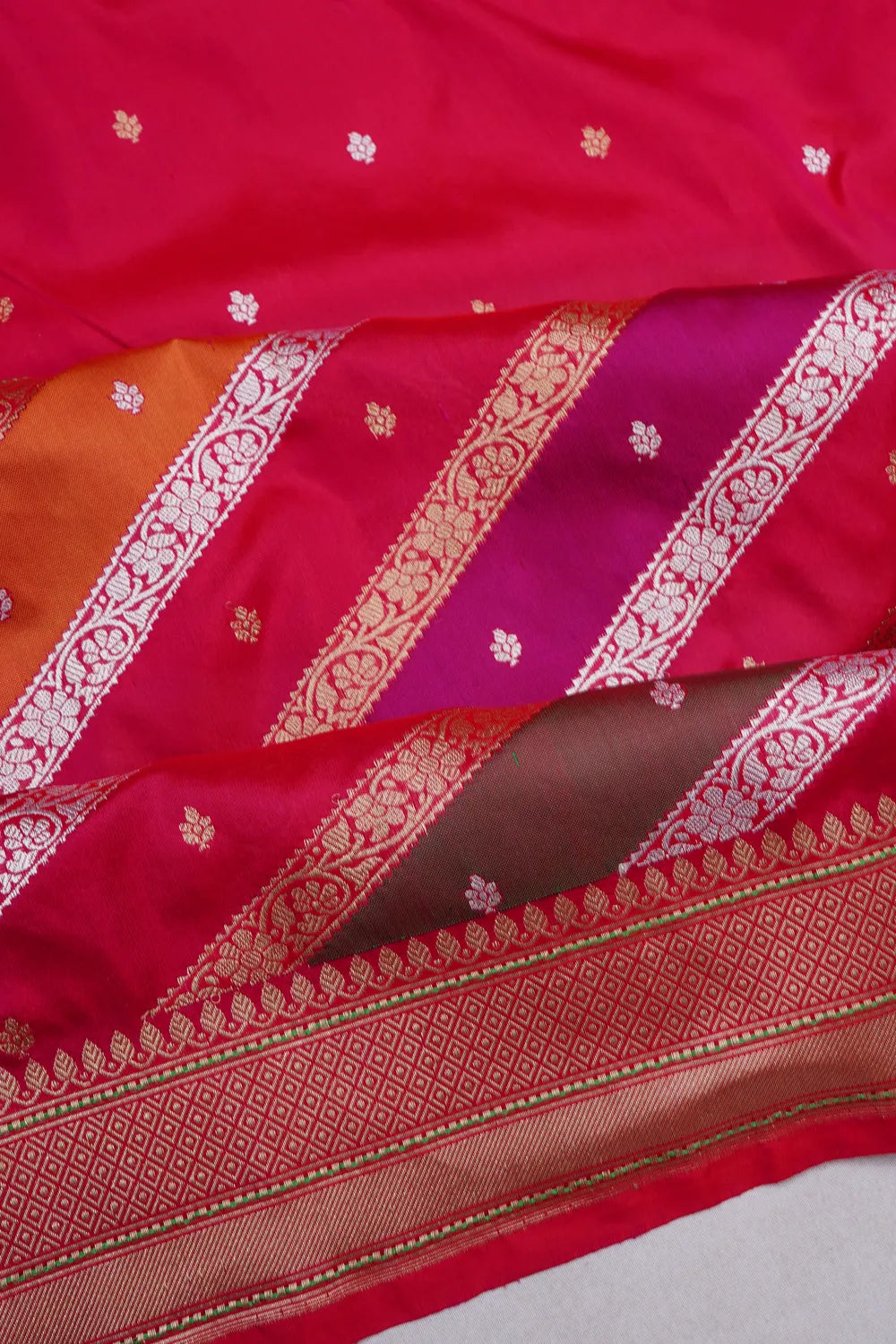 Banarasi Silk Butta Pink Saree With Big Rangkat Border