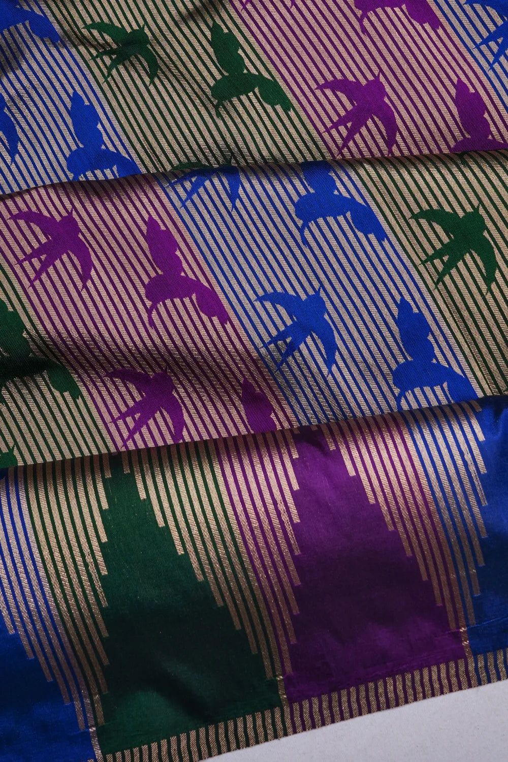 Banarasi Silk Vertical Lines Rangkat Purple Saree