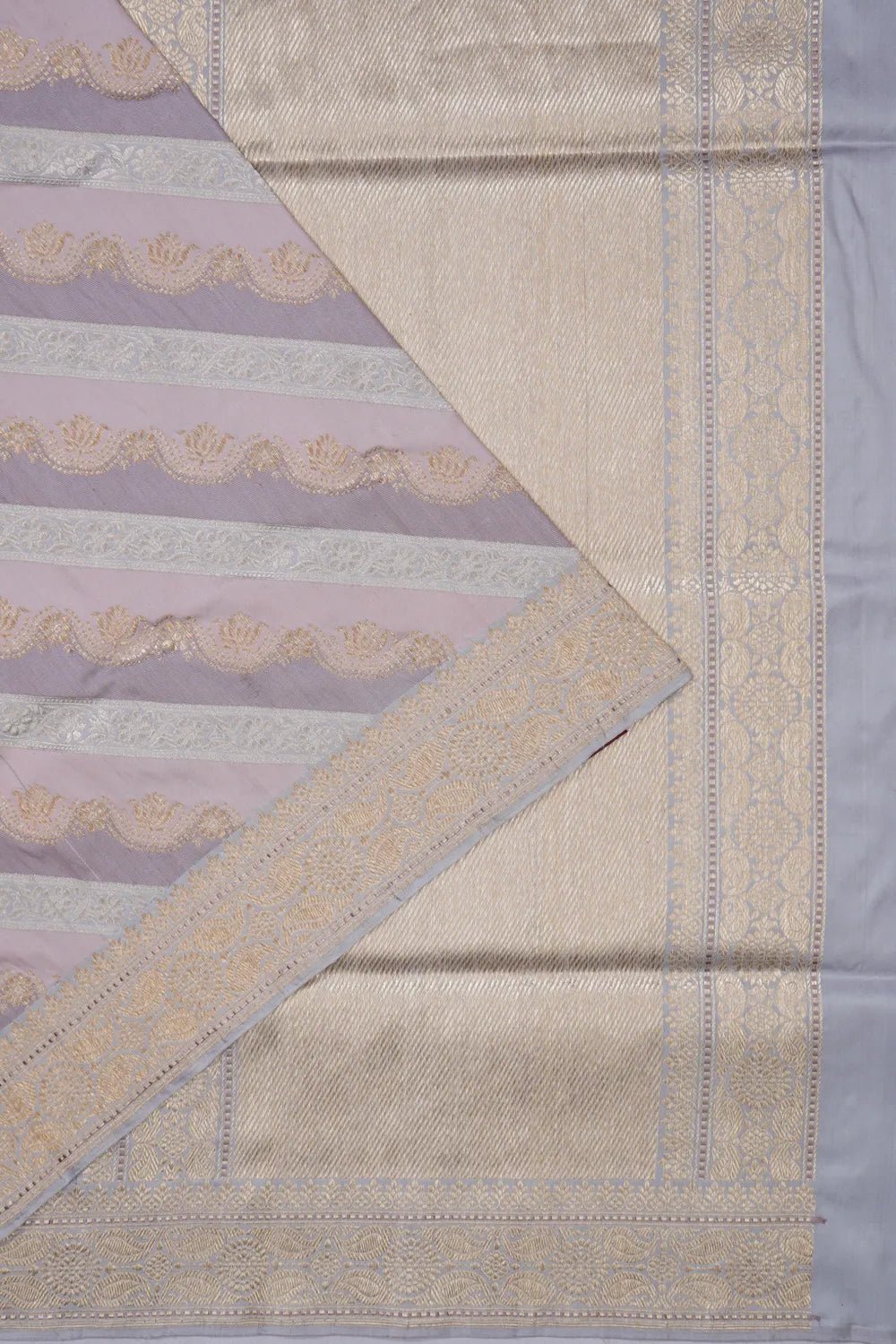 Banarasi Silk Leheriya Kadwa Jaal Rangkat Pastel Grey Saree
