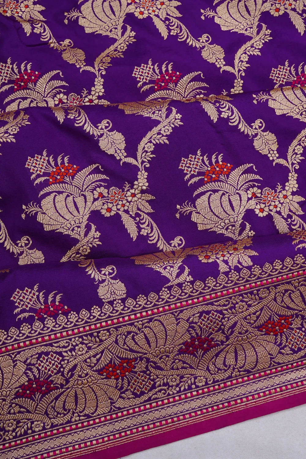 Banarasi Silk Kadwa Meenakari Jaal Violet Saree
