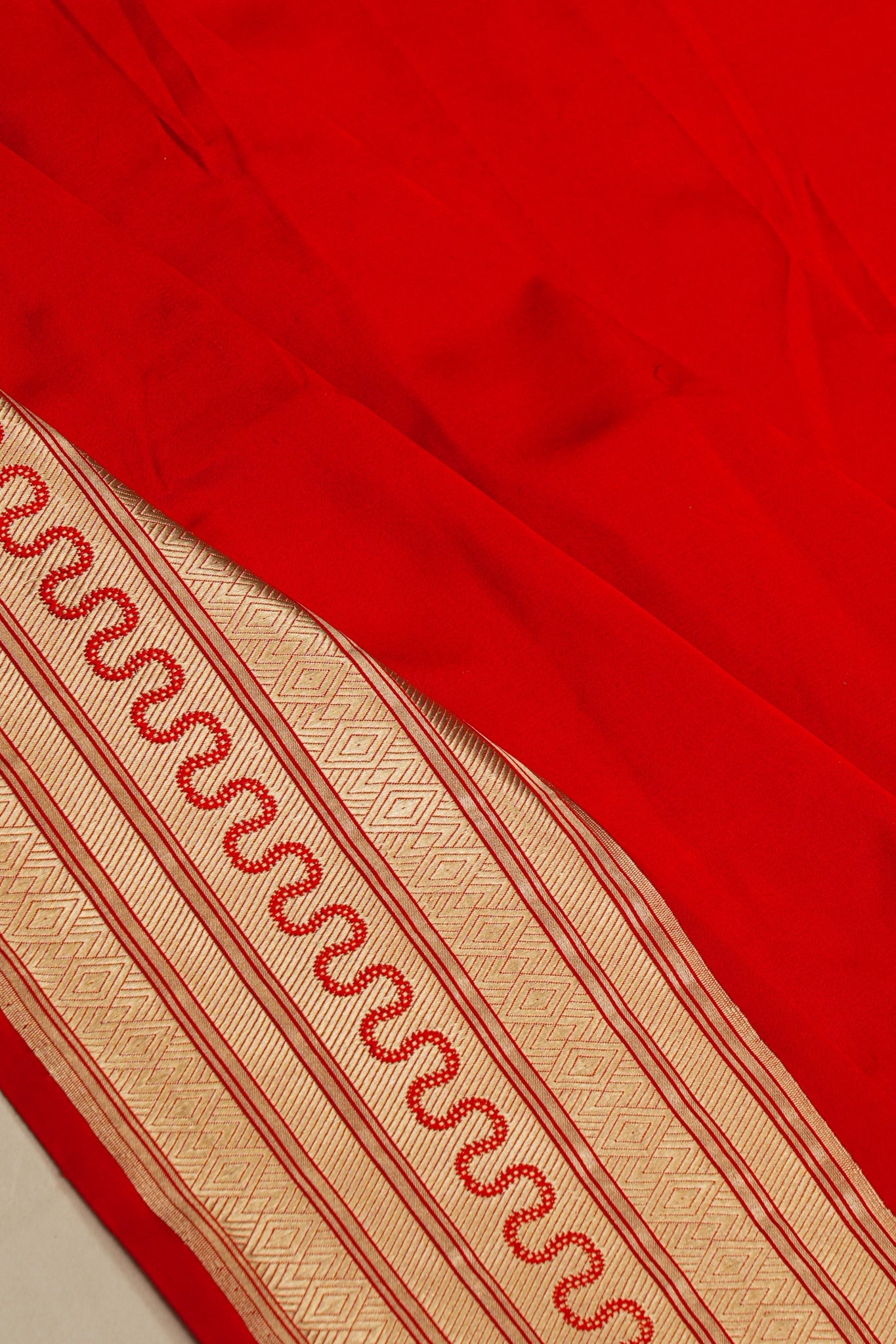 Banarasi Silk Plain Red Saree