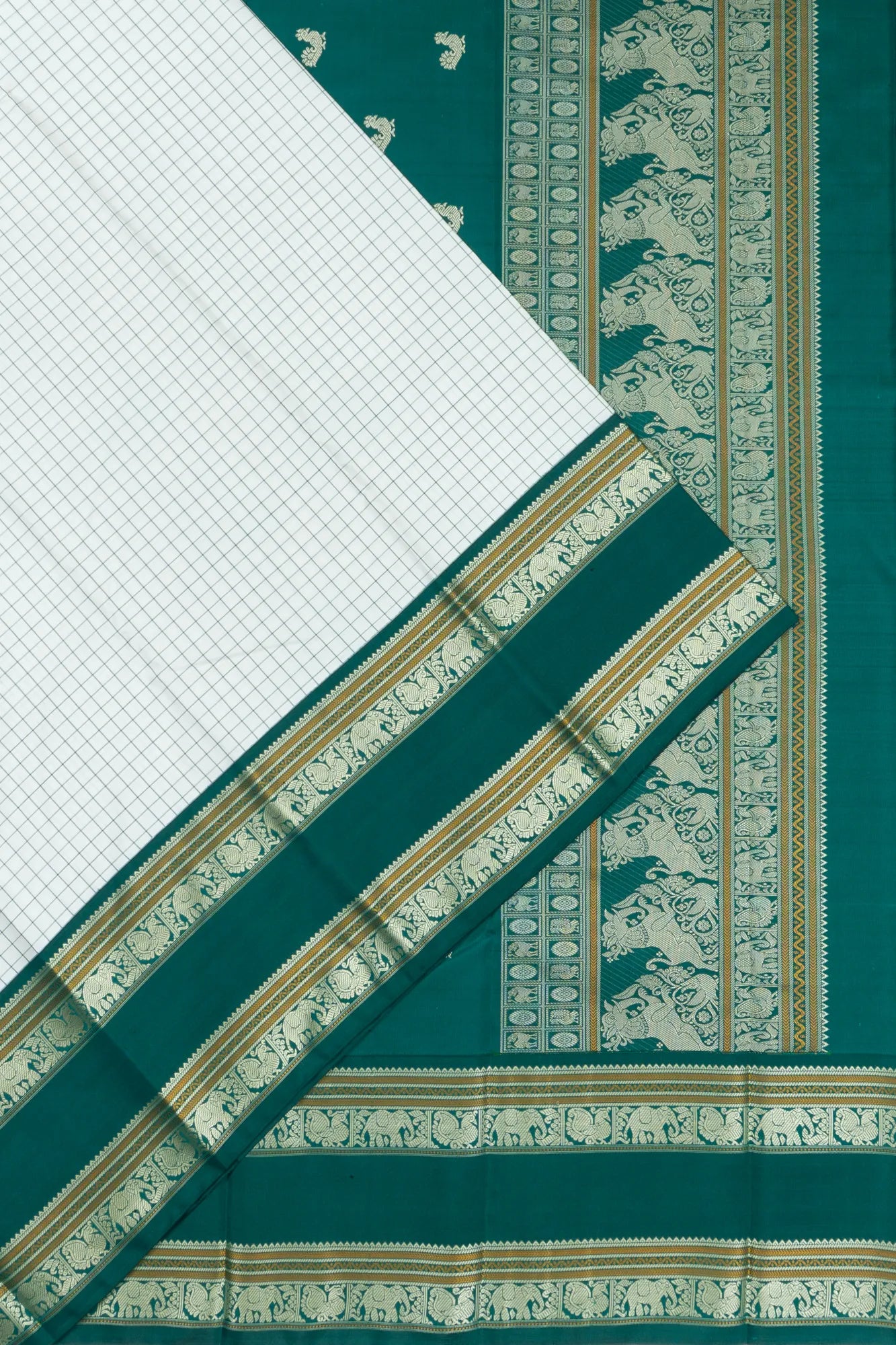 Classic Zero Zari Kanchipuram Silk Checks White Saree With Rettai Pettu Border