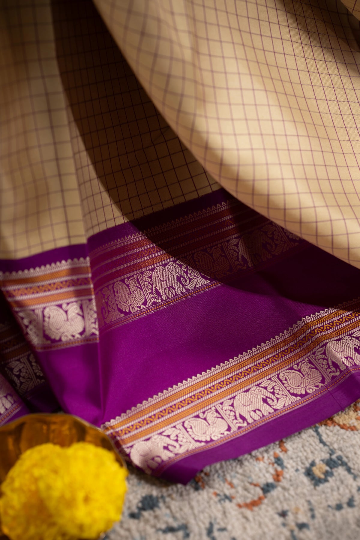 Classic Zero Zari Kanchipuram Silk Checks Lemon Yellow Saree