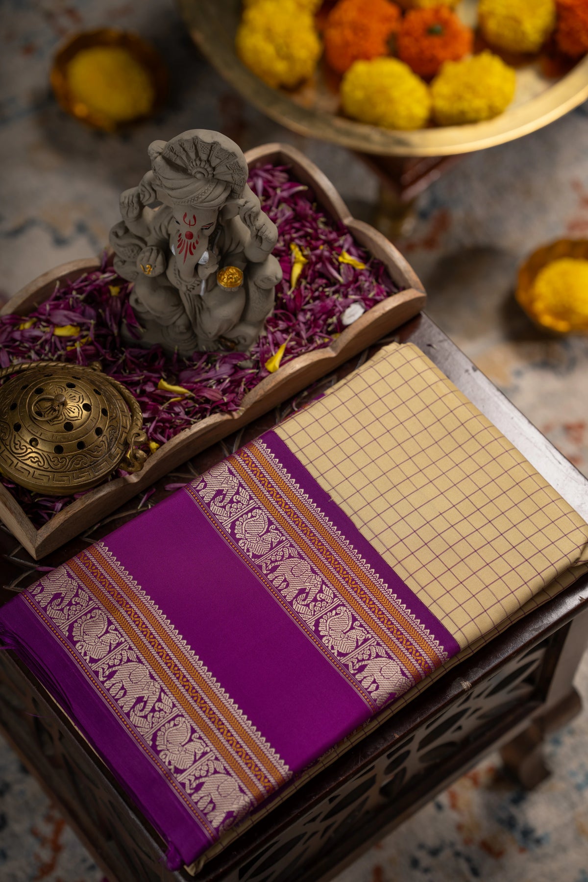 Classic Zero Zari Kanchipuram Silk Checks Lemon Yellow Saree