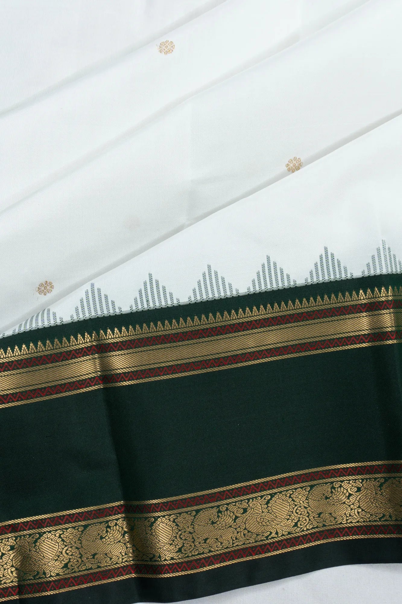 Classic Kanchipuram Silk Butta White Saree With Rettai Pettu Border