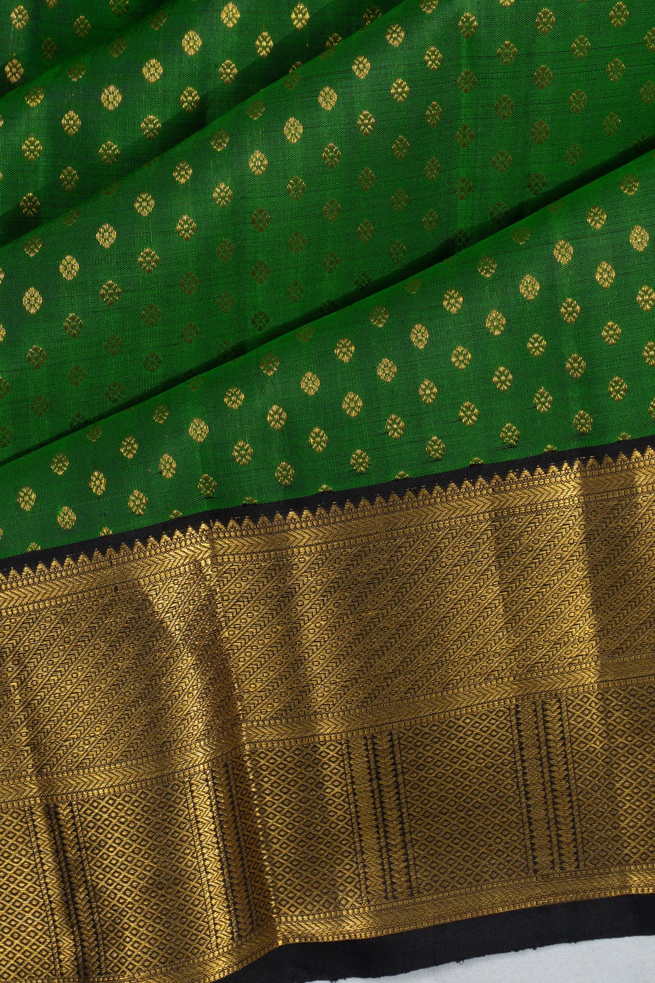 Classic Kanchipuram Silk Brocade Dark Green Saree