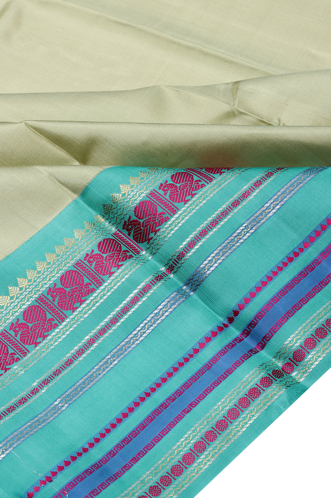 Taranga Kanchi Silk Plain Pastel Green Saree