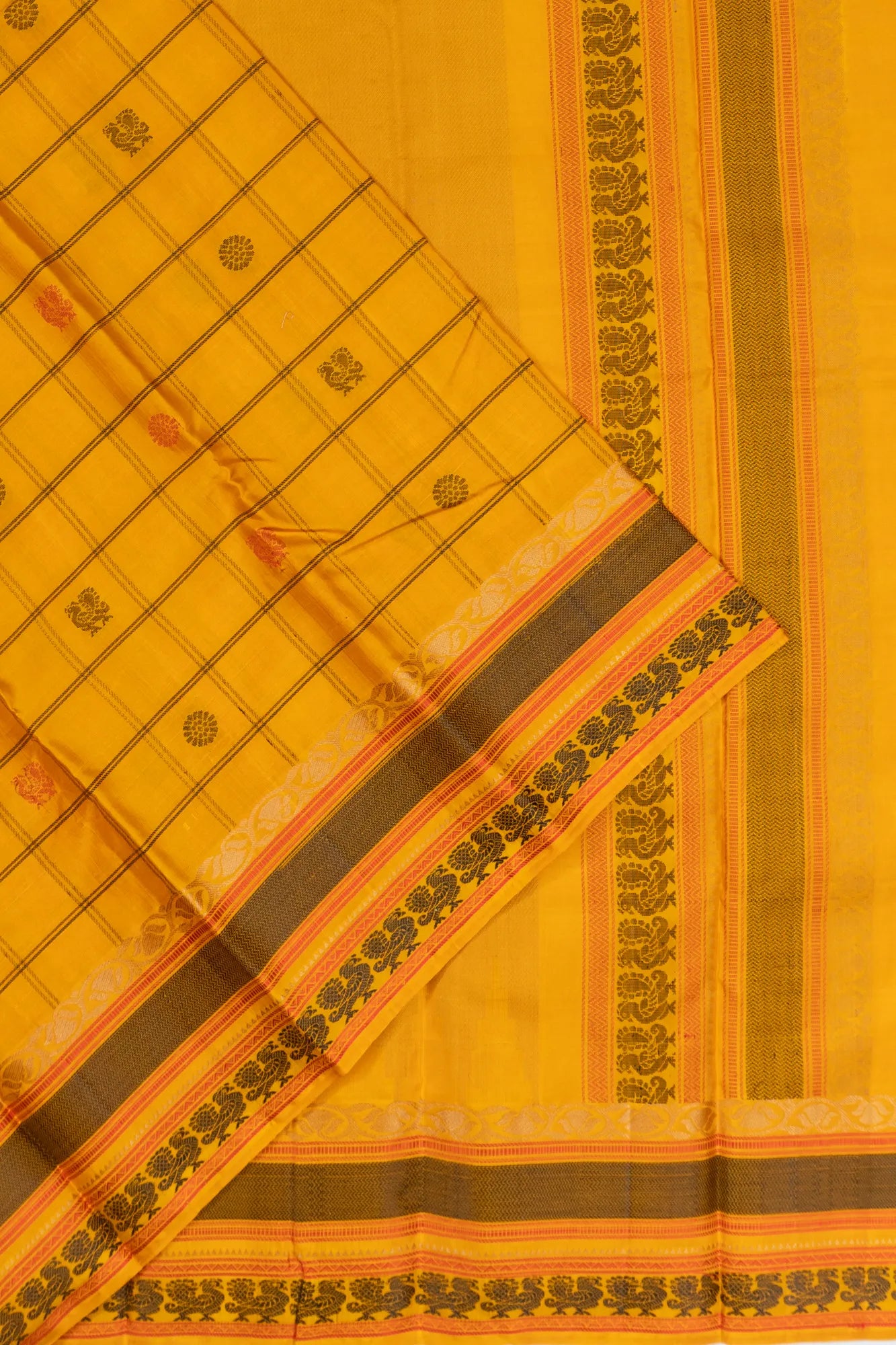 Classic Zero Zari Kanchipuram Silk Checks And Butta Yellow Saree