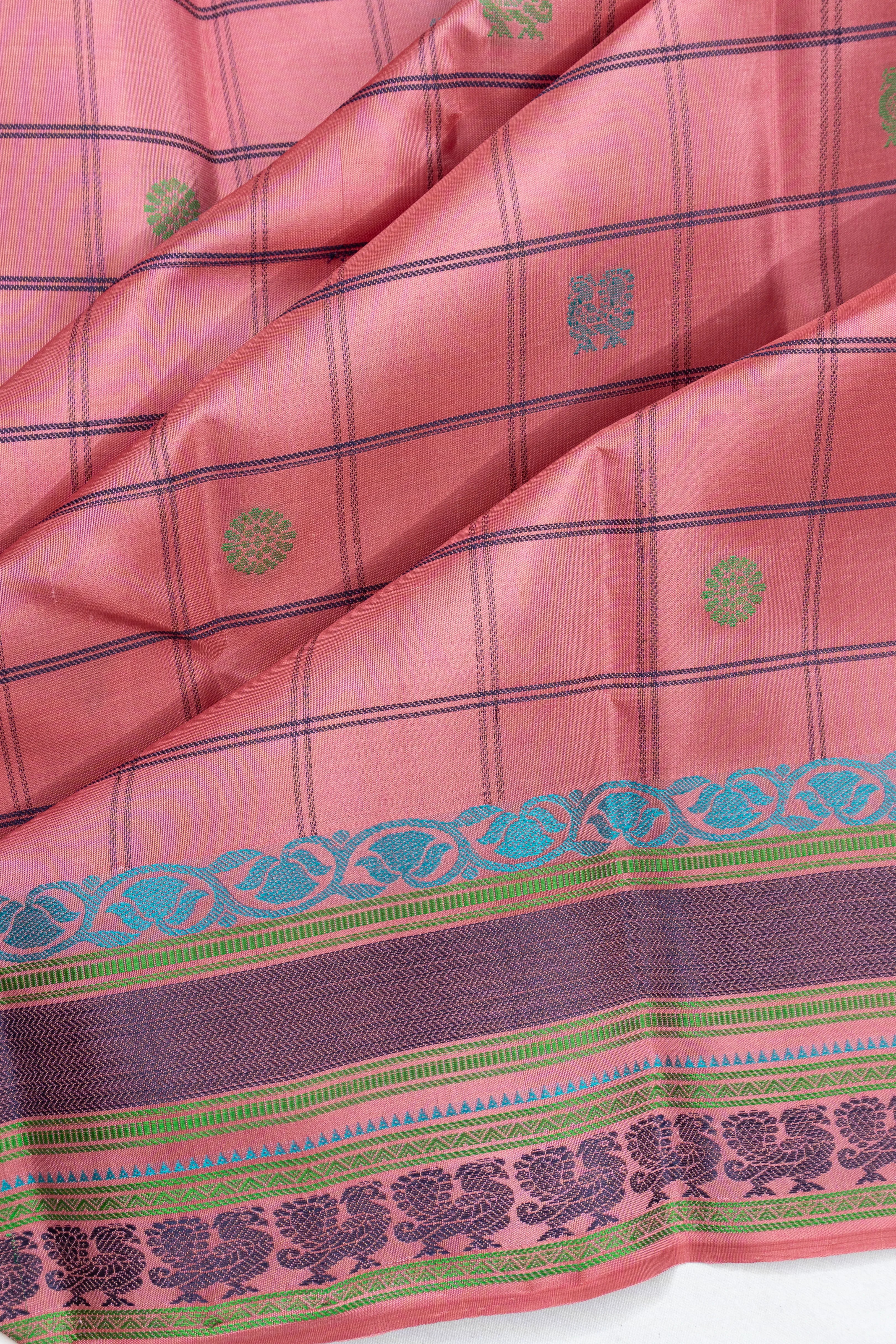 Zero Zari Classic Kanchipuram Silk Checks And Butta Baby Pink Saree