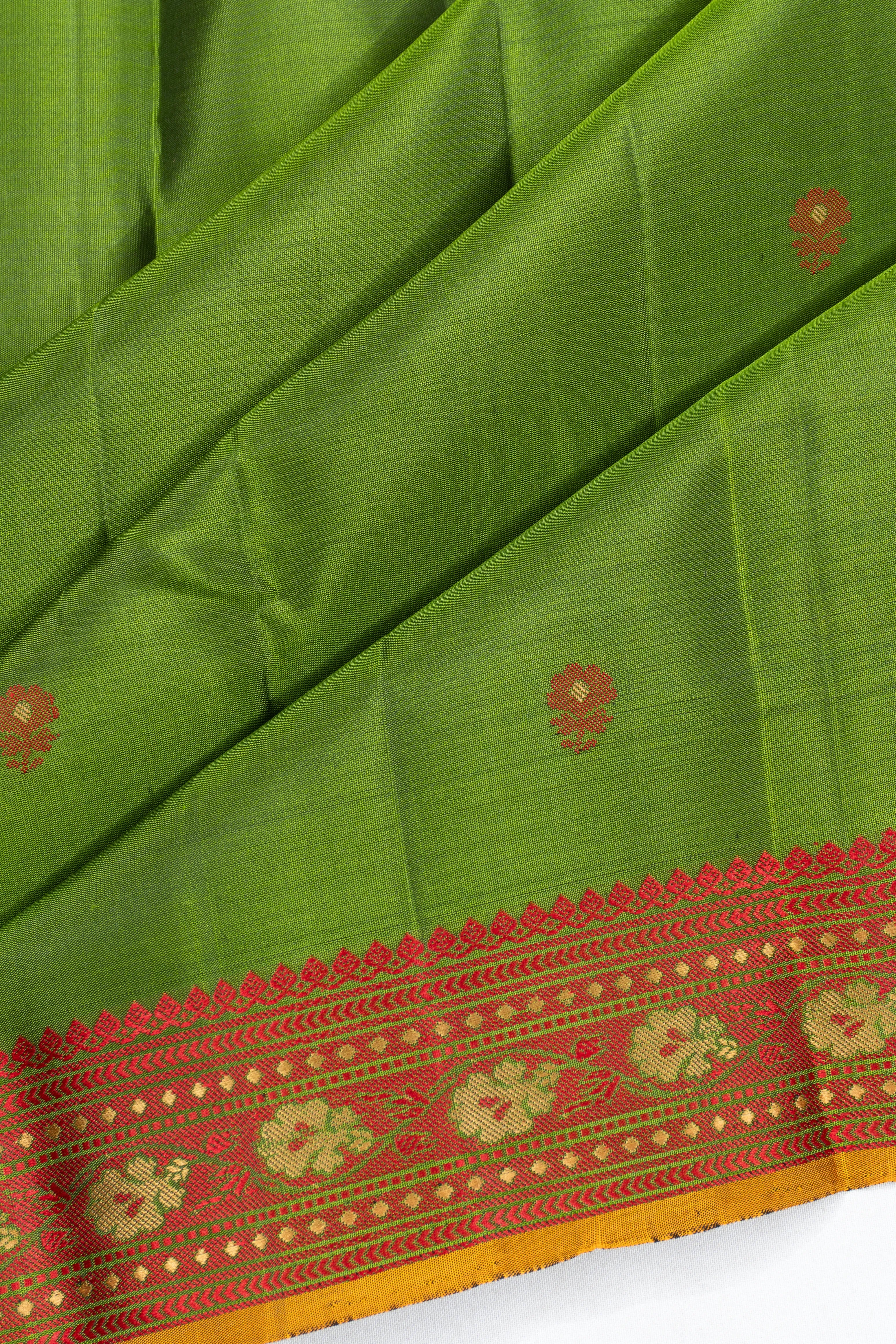 Zero Zari Classic Kanchipuram Silk Butta Parrot Green Saree