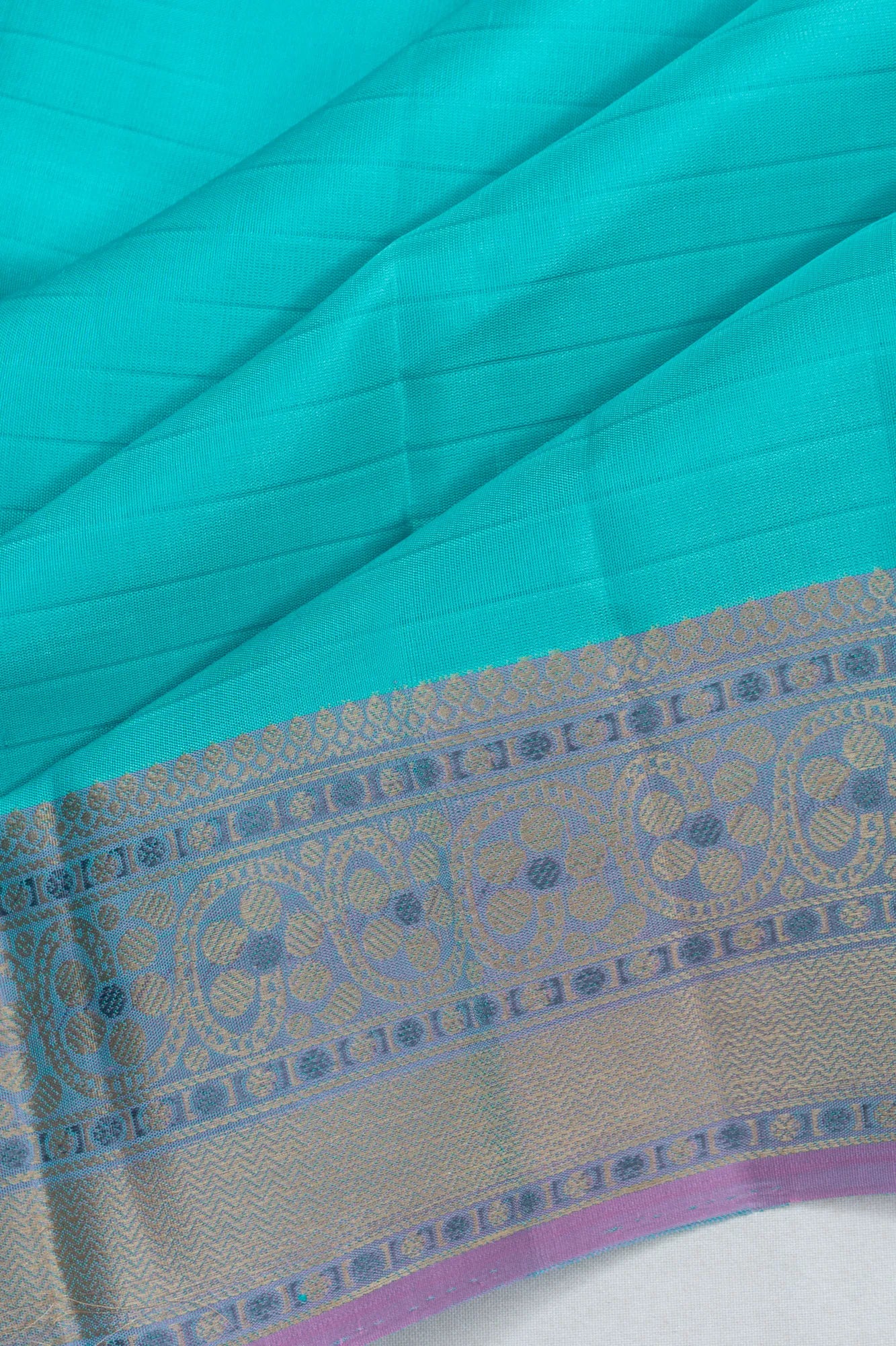 Classic Zero Zari Kanchipuram Silk Horizontal Lines Blue Saree