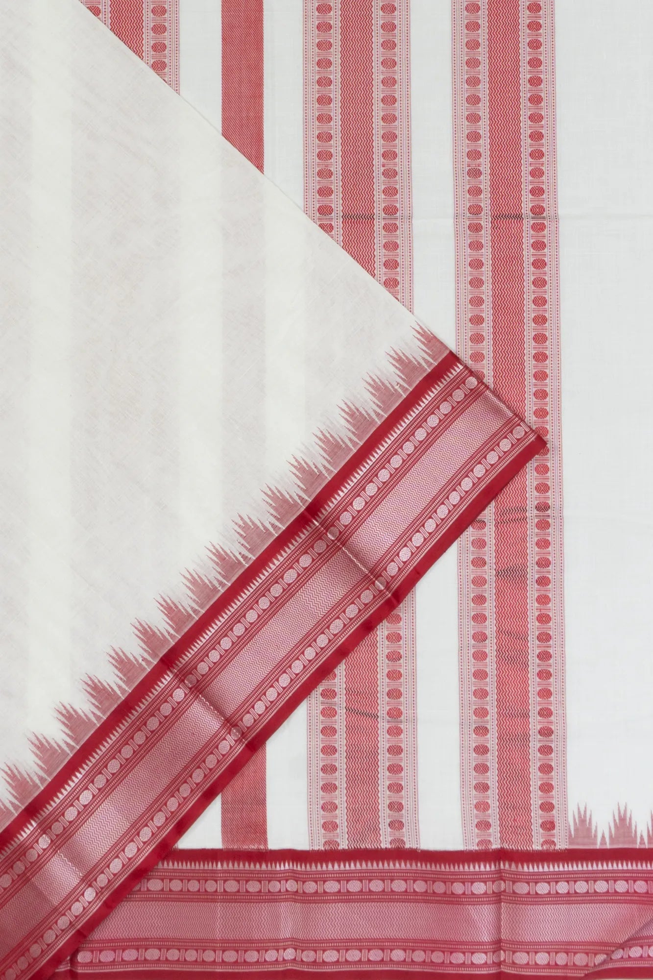 Chettinad Cotton Plain White Saree