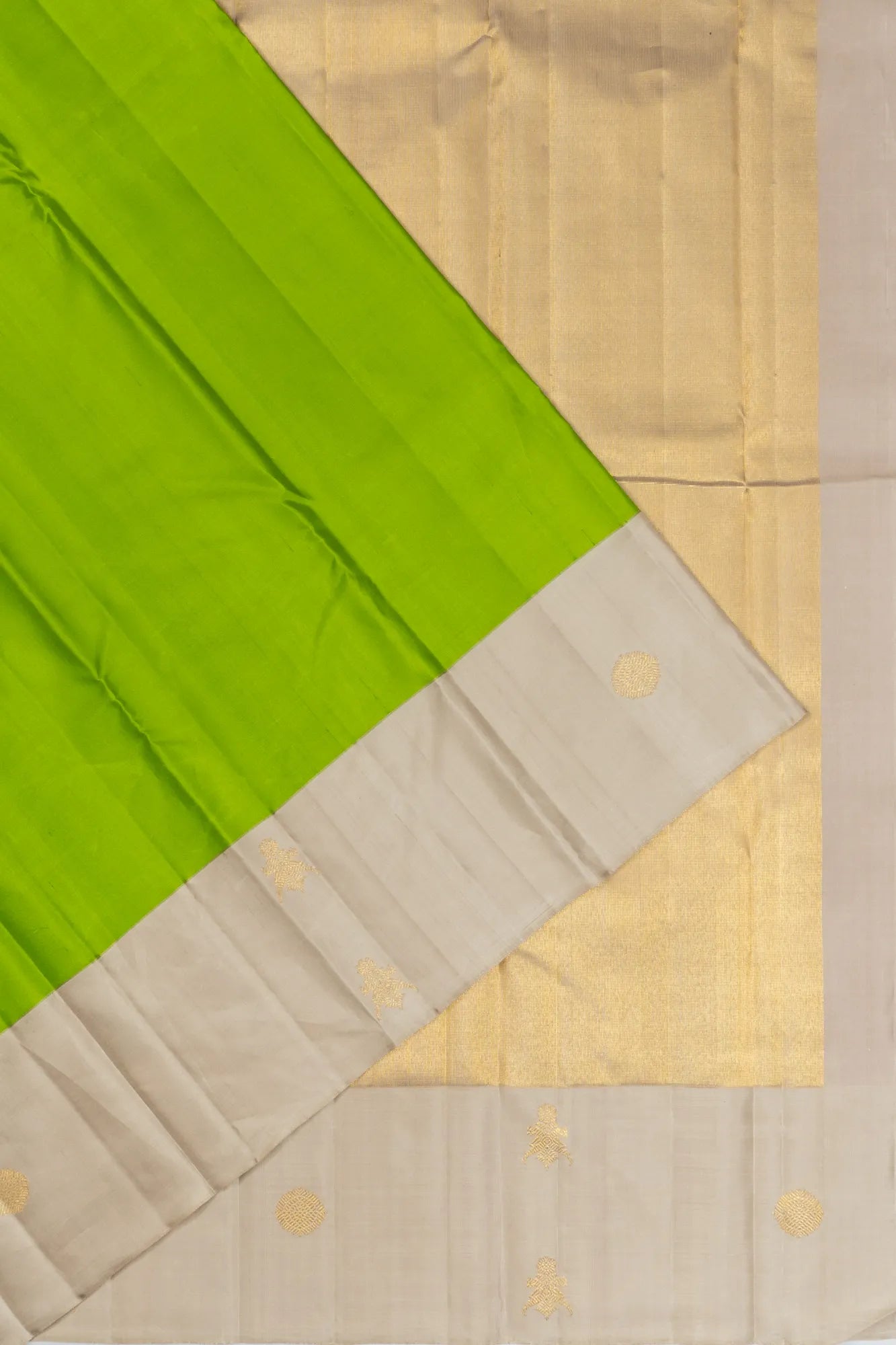 Kanchipuram Silk Plain Parrot Green Saree