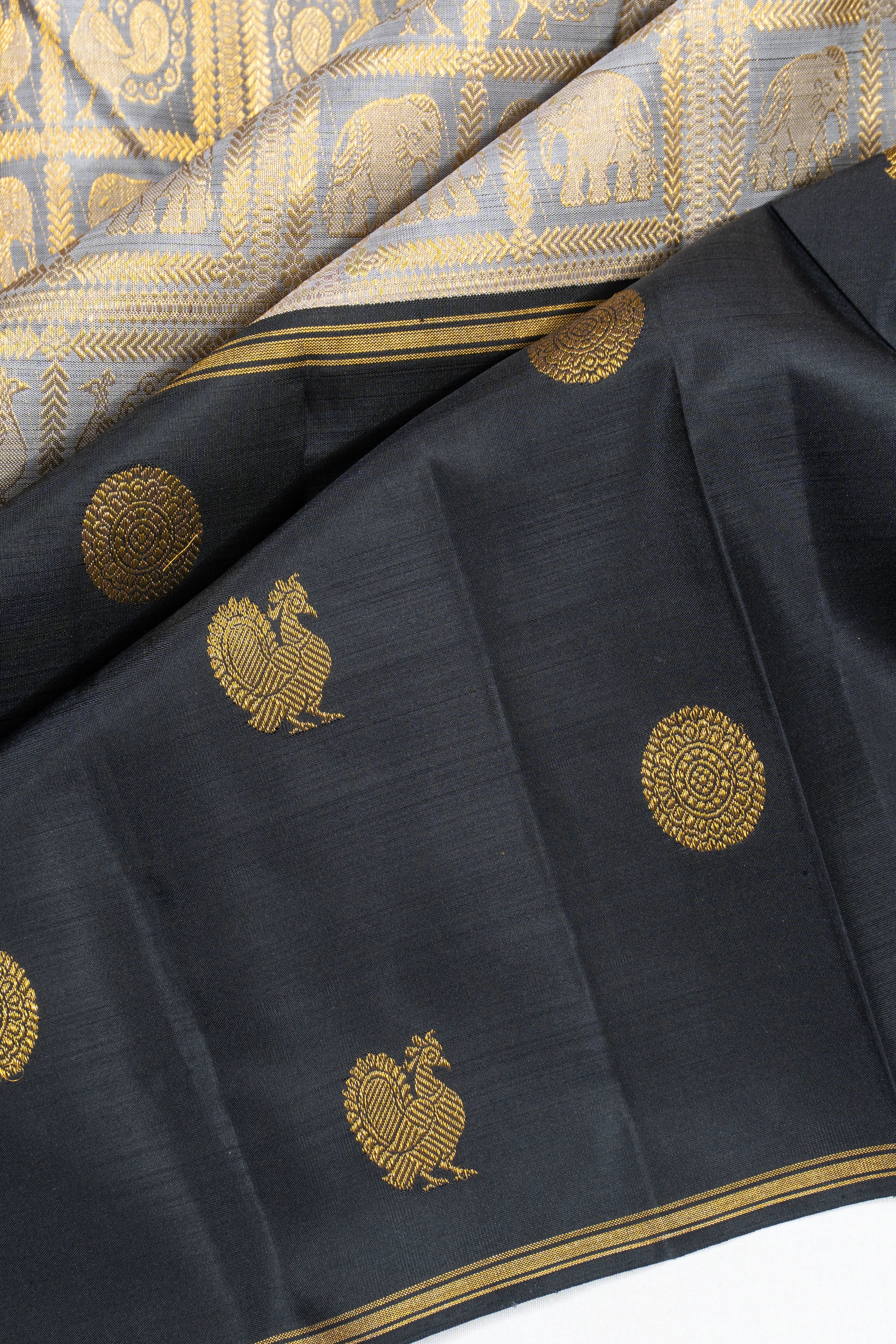 Classic Kanchipuram Silk Checks And Butta Grey Saree With Big Border