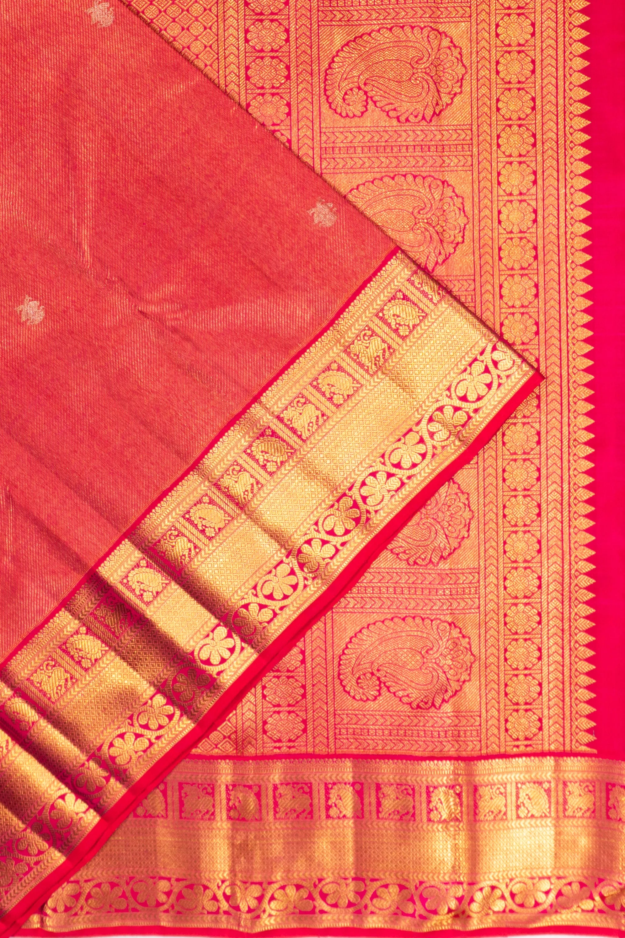 Kanchipuram Silk Tissue Butta Red Saree