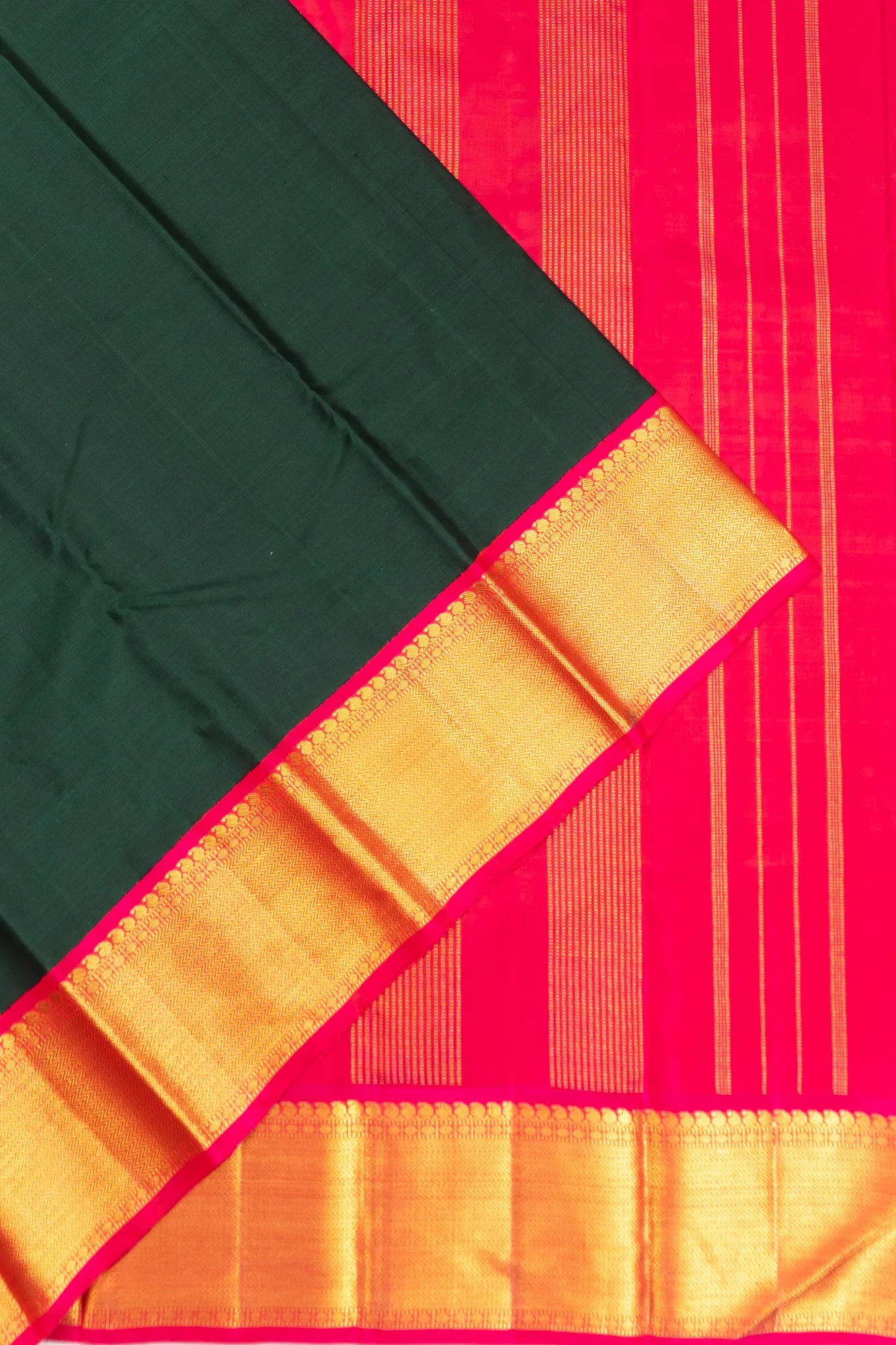 Classic Kanchipuram Silk Plain Bottle Green Saree