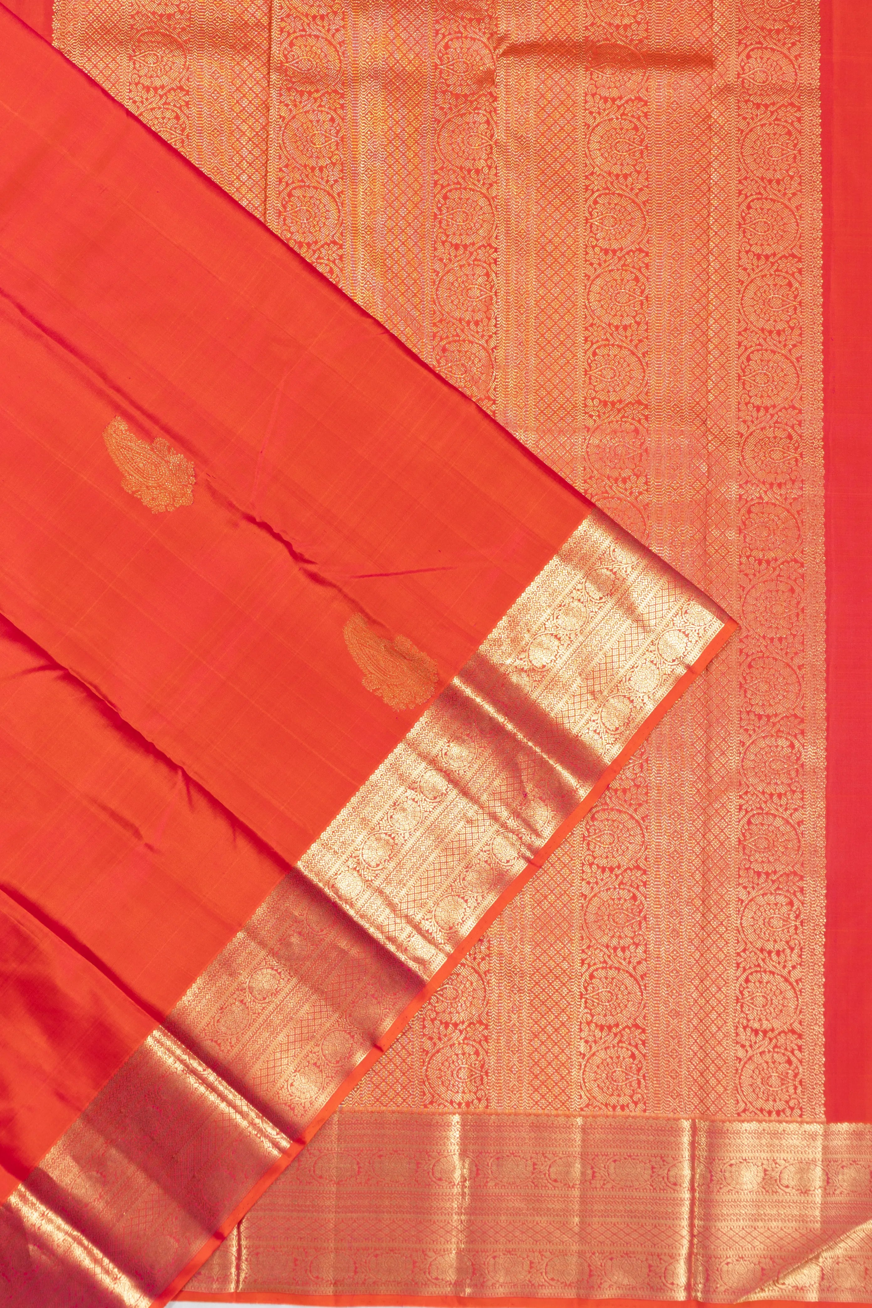 Taranga Kanchi Silk Butta Dual Tone Pink And Orange Saree
